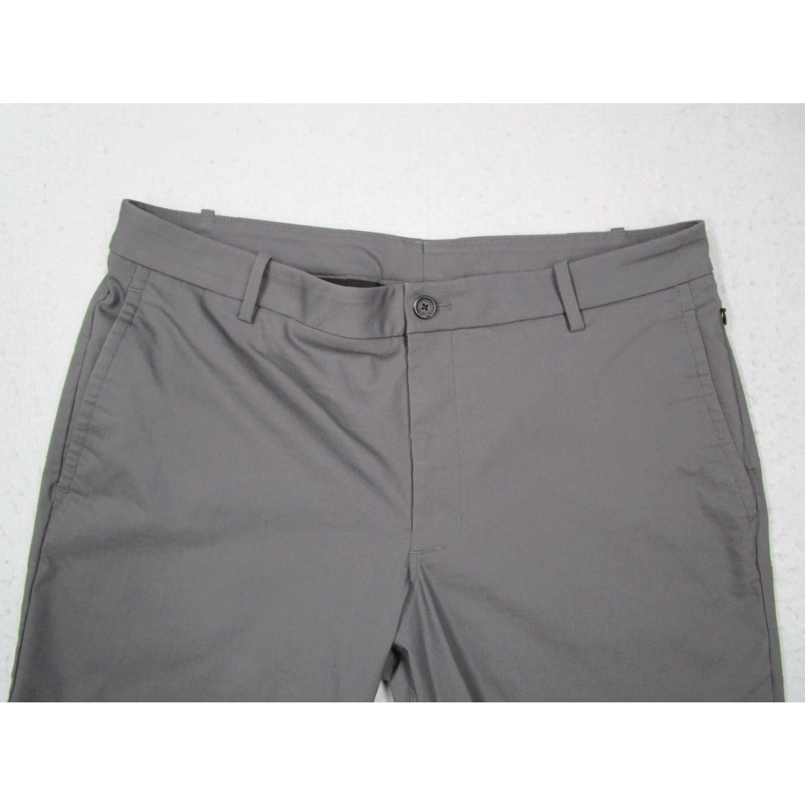 Vintage KIT AND ACE Men’s Slim Chino Pants 36 Gray Slim Fit Travel Performance 36x29 Regular Inseam Gray Logo Pockets Zipper Size US 36 / EU 52 - 2 Thumbnail
