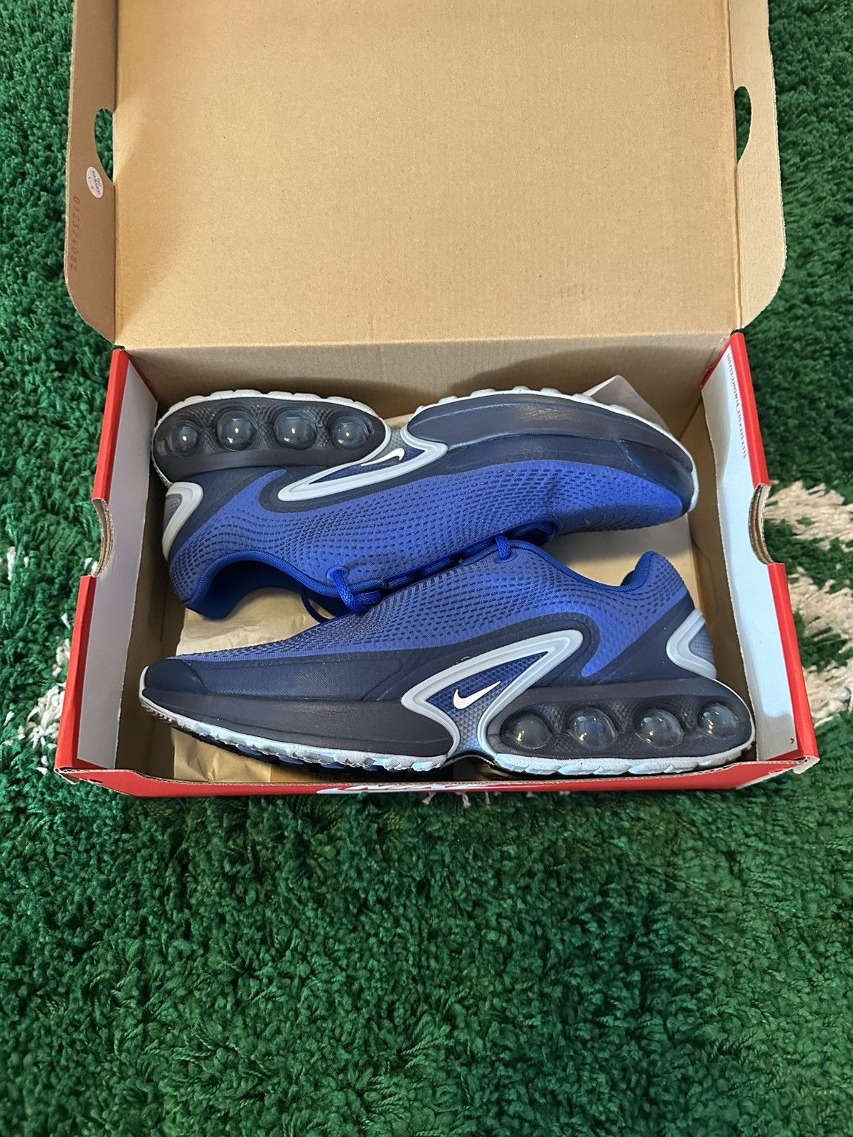 Nike Air Max DN Hyper Blue Sneakers 11 Size US 11 / EU 44 - 1 Thumbnail