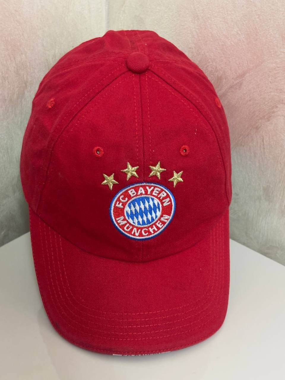 Vintage FC Bayern Munich Men'sbaseball cap Munich Football Red 2013 Size ONE SIZE - 1 Thumbnail