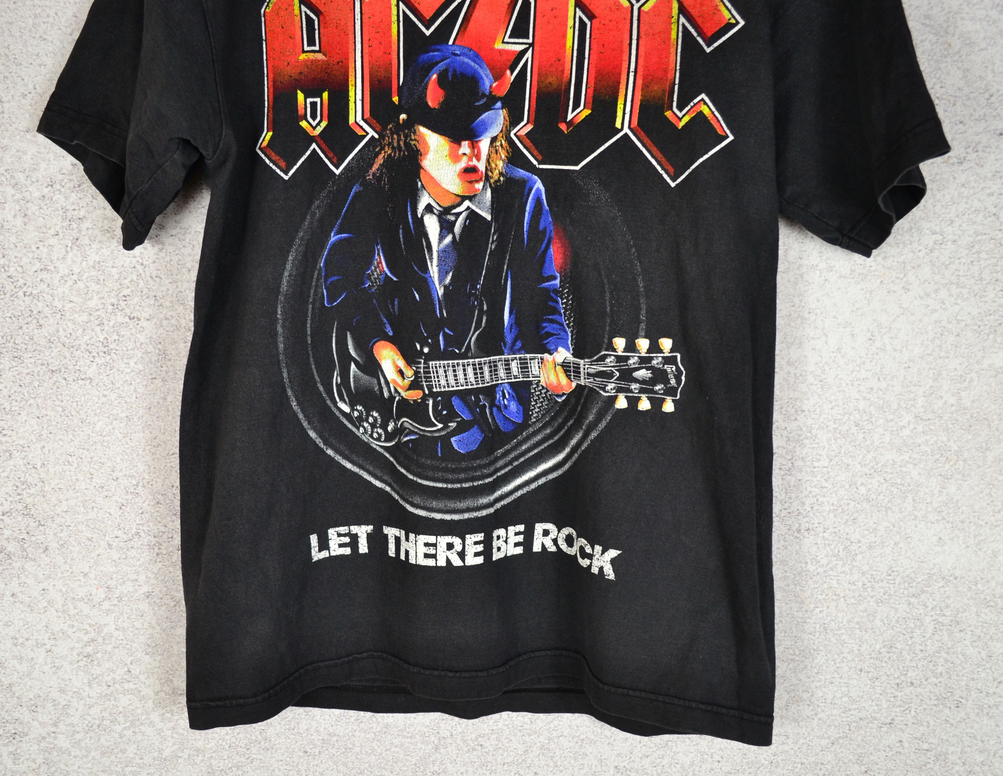 Band Tees AC/DC Angus Young Vintage Band Tee T-shirt Size US M / EU 48-50 / 2 - 3 Thumbnail