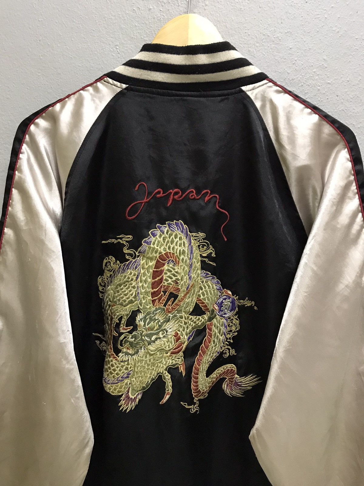 Japanese Brand × Vintage VINTAGE JAPANESE TRADITIONAL DRAGON SUKAJAN JACKET Size US L / EU 52-54 / 3 - 7 Thumbnail