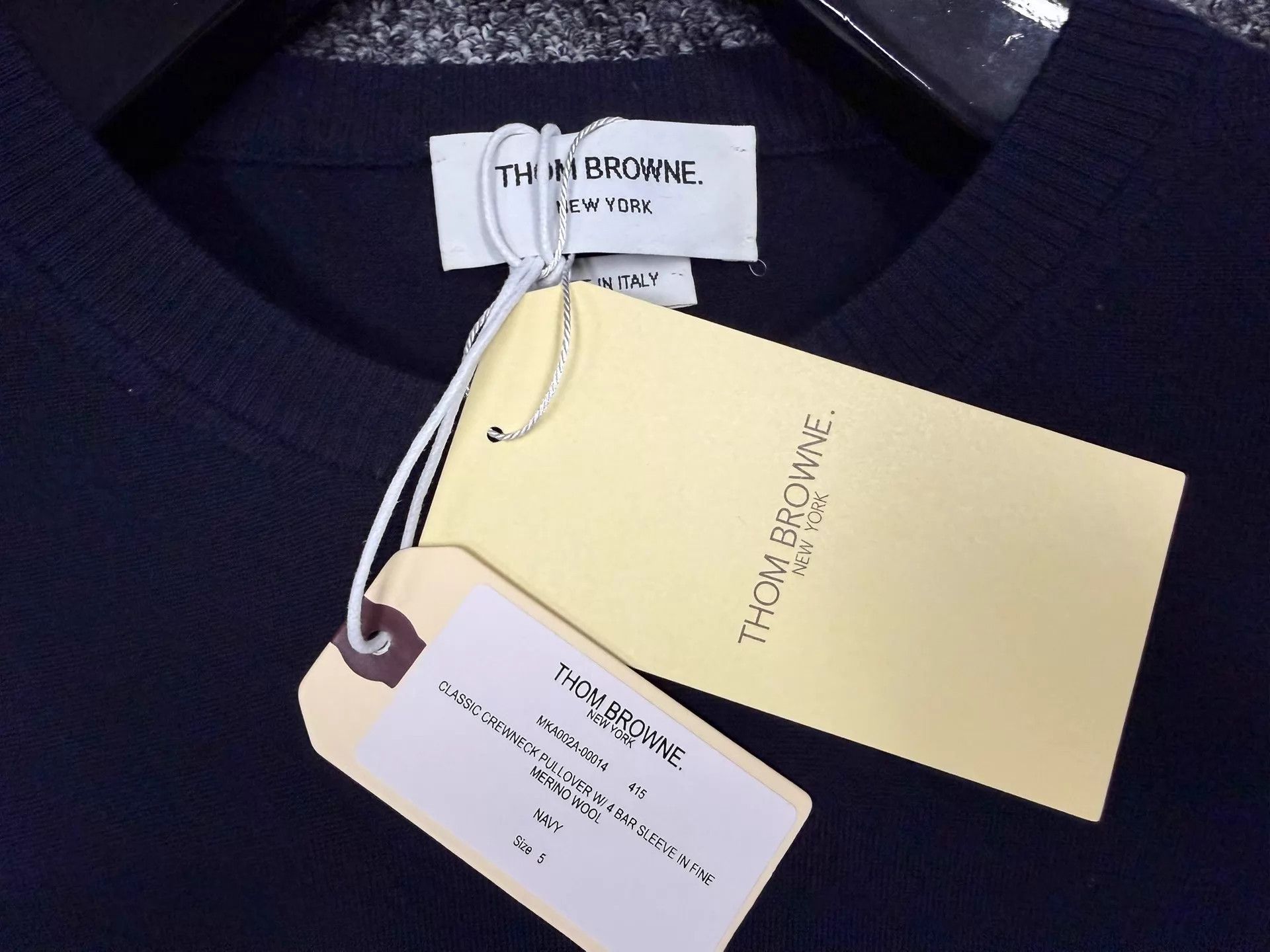 Thom Browne Thom Browne 4-Bar Wool Crewneck Navy Men's Size5 Size US XXL / EU 58 / 5 - 4 Thumbnail