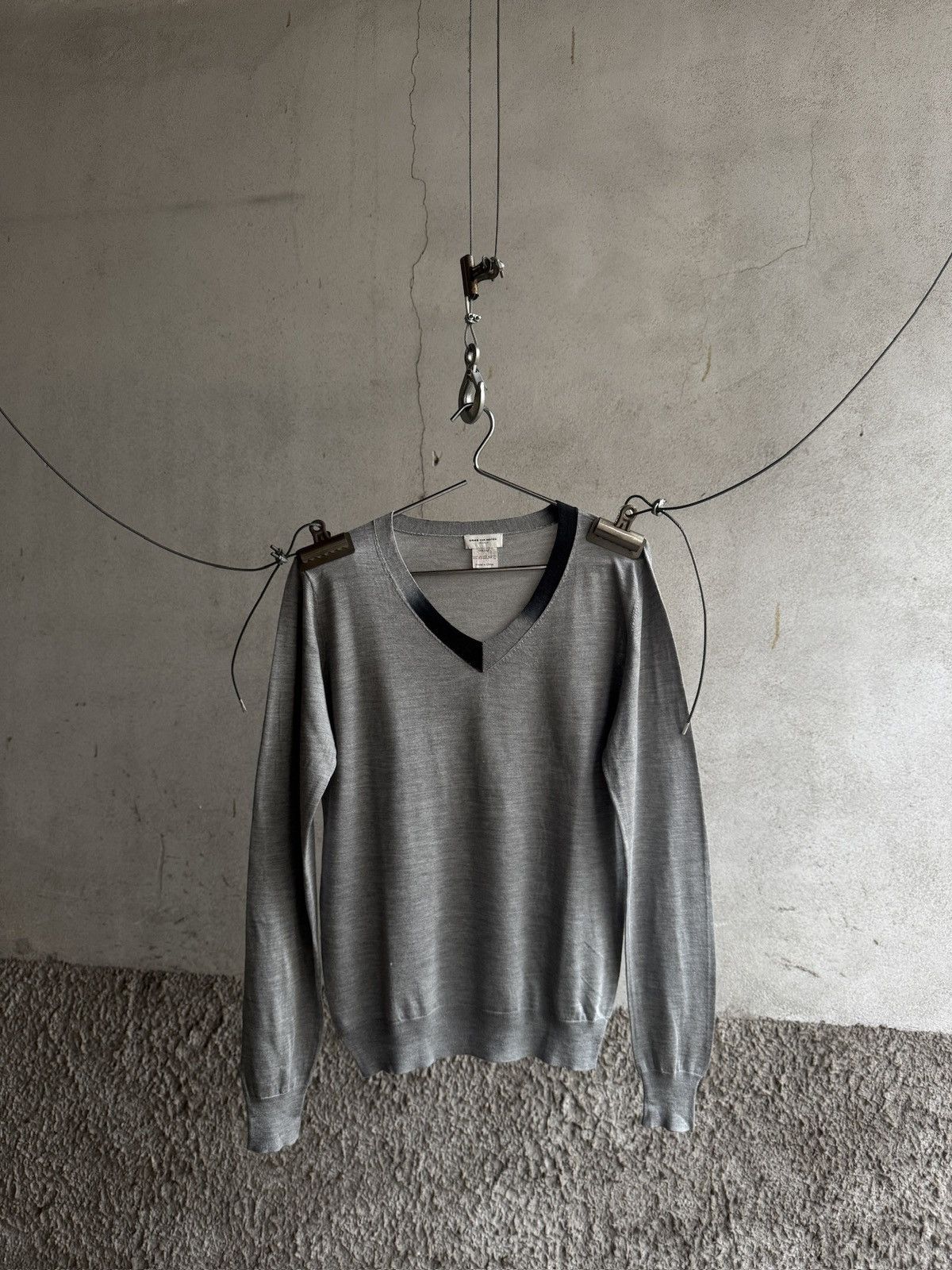 Dries Van Noten Dries Van Noten All Silk Gradient Ombré V Neck Knit Size US M / EU 48-50 / 2 - 1 Thumbnail