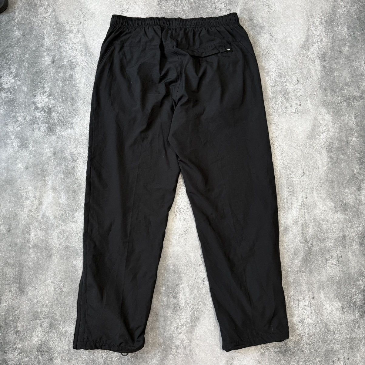 Nike Vintage Nike Nylon Track Pants Y2K Size US 34 / EU 50 - 15 Thumbnail