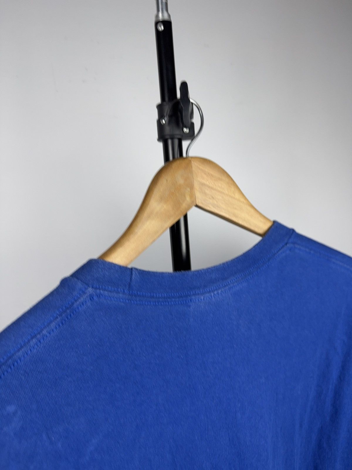 Nike Vintage 90s Retro Nike Basic Small Swoosh Embroidered Tee Size US L / EU 52-54 / 3 - 12 Thumbnail