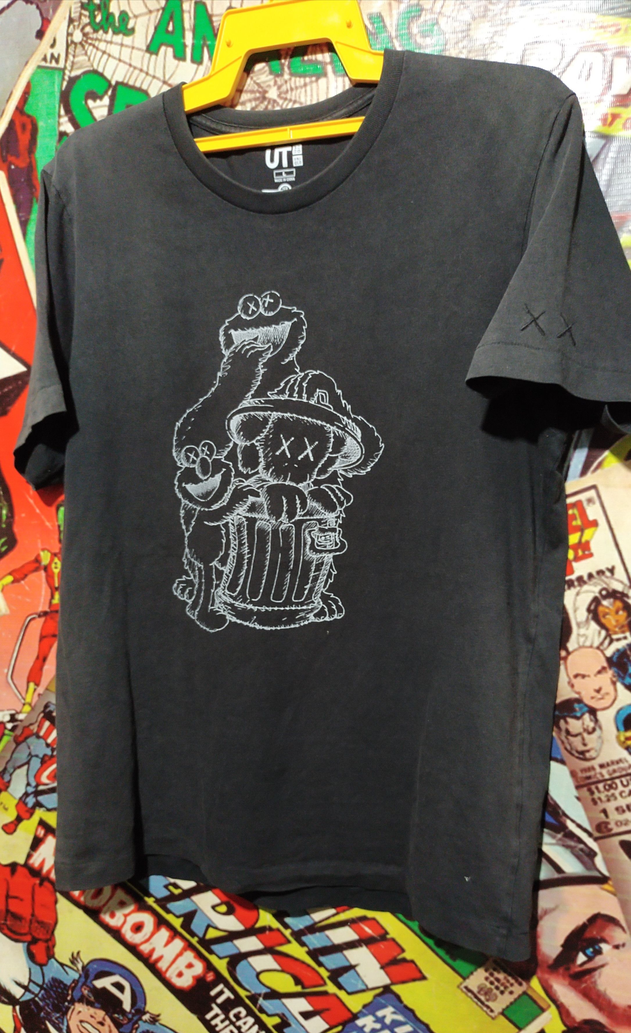 Kaws KAWS X SESAME STREET X UNIQLO TEE Size US L / EU 52-54 / 3 - 11 Thumbnail