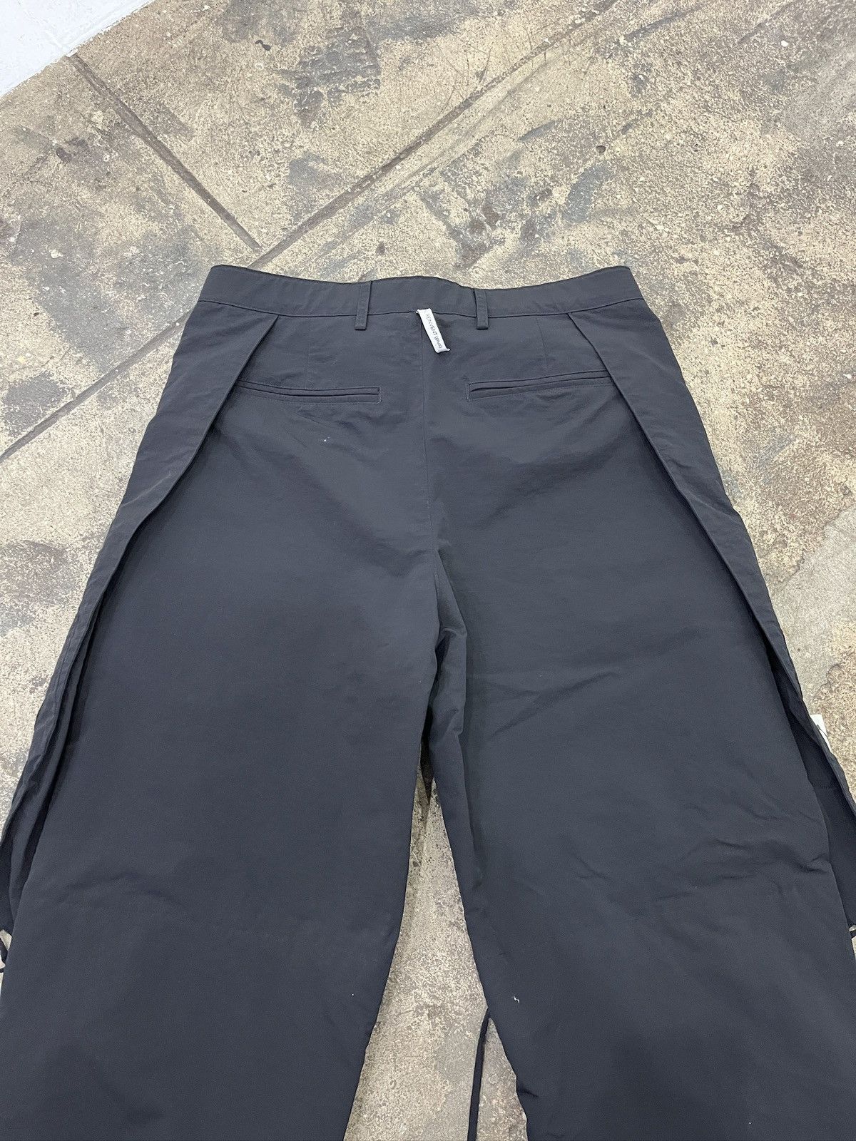 Other Archival Reinvent Multi Bag Cargo Pants (unisex) Size US 31 - 16 Thumbnail