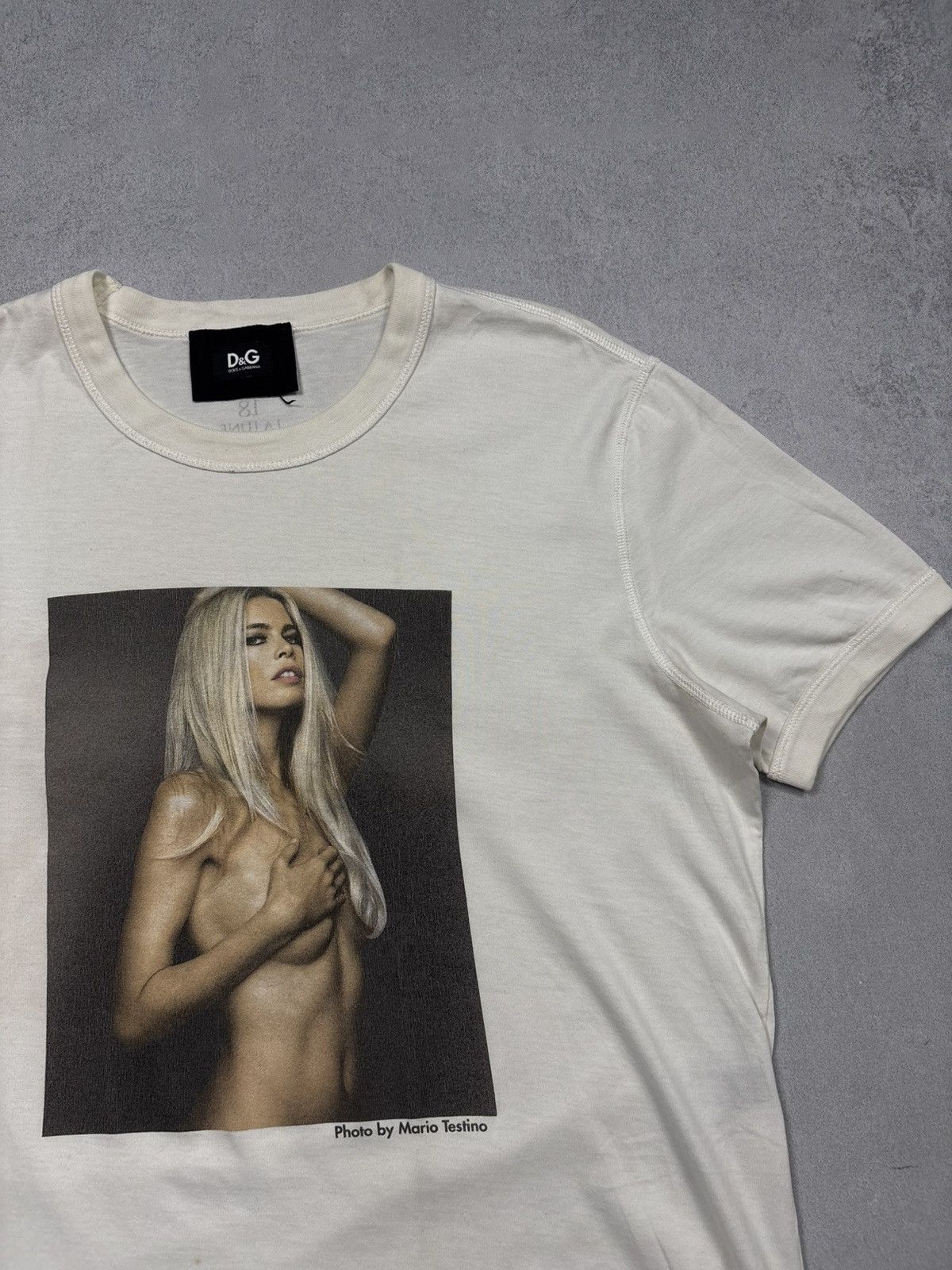 Dolce & Gabbana Vintage Dolce & Gabbana D&G Claudia Schiffer La Lune 18 Tee Size US L / EU 52-54 / 3 - 4 Thumbnail