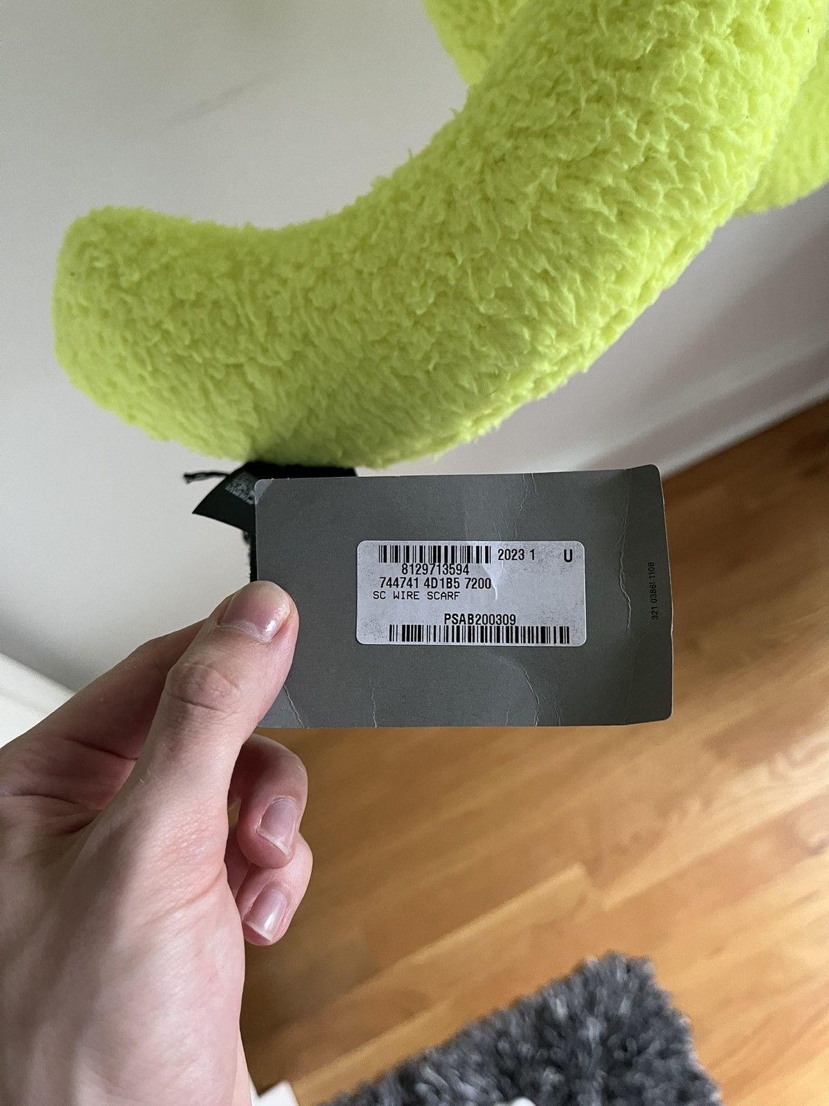 Balenciaga Balenciaga FW23 Runway "Wire Spiral Scarf" (Neon Yellow) Size ONE SIZE - 6 Thumbnail