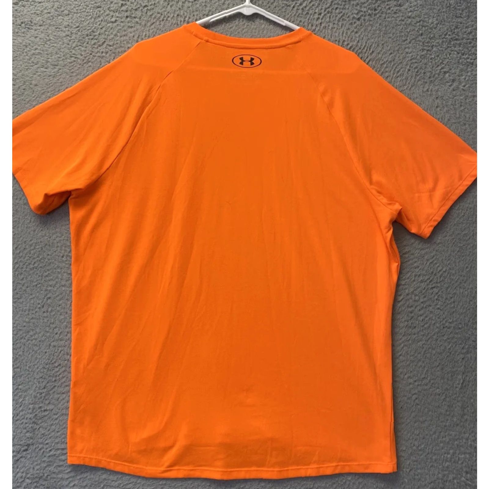 Under Armour Under Armour Shirt XL Adult Orange Tech Tee Athletic Logo Gym Mens XL /106-43 All Seasons Easy Care Stretch Logo Athletic Modern T-Shirt Men Size US XL / EU 56 / 4 - 6 Thumbnail