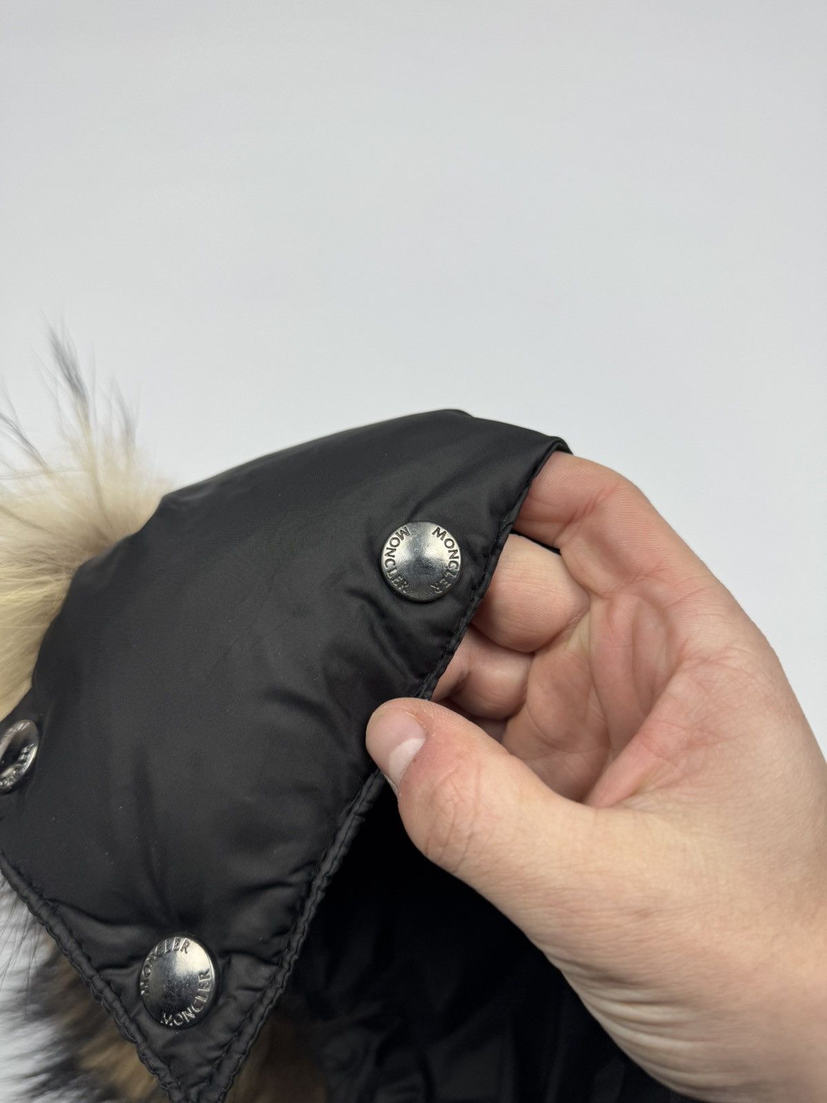 Moncler Moncler Fur Hood Size ONE SIZE - 6 Thumbnail