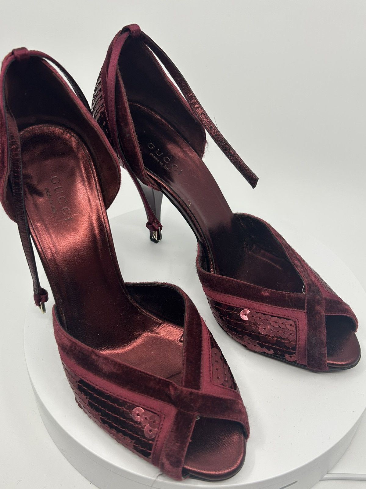 Gucci Tom Ford for Gucci burgundy red sequin and velvet heels Size US 7 / IT 37 - 1 Thumbnail