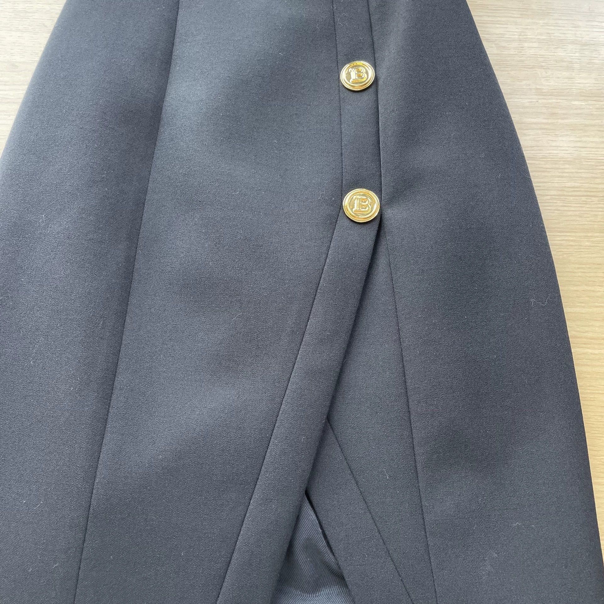 Balmain Balmain Gold Button Wool Black Skirt Women Size 34 Size 24" / US 00 / IT 34 - 3 Thumbnail