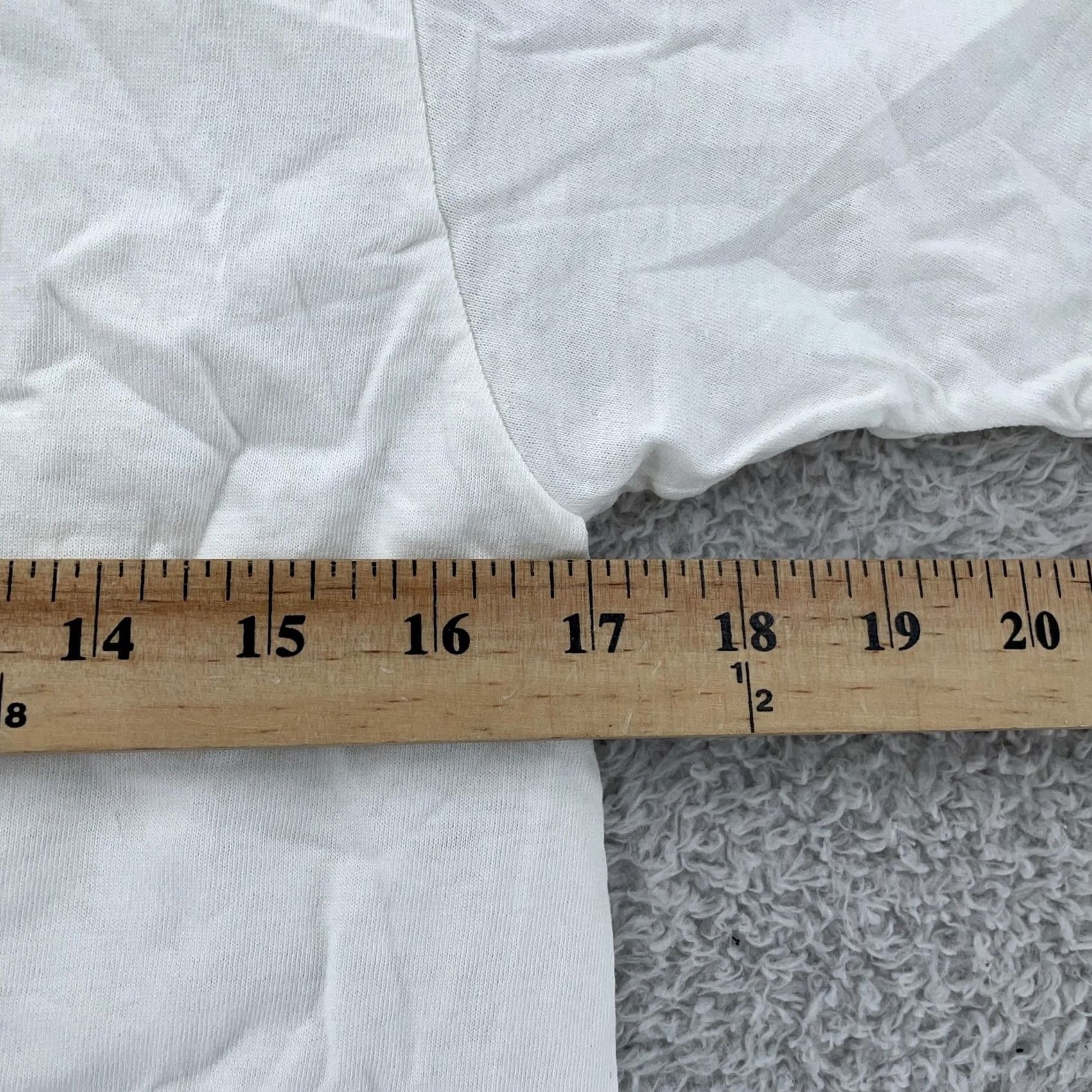 Vintage VINTAGE BVD Shirt Mens XS Crewneck Cotton White Short Sleeve Solid Tee Size US XS / EU 42 / 0 - 6 Thumbnail