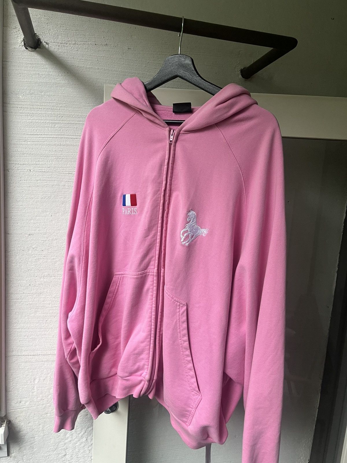 Balenciaga Balenciaga pink polo Size US L / EU 52-54 / 3 - 1 Thumbnail