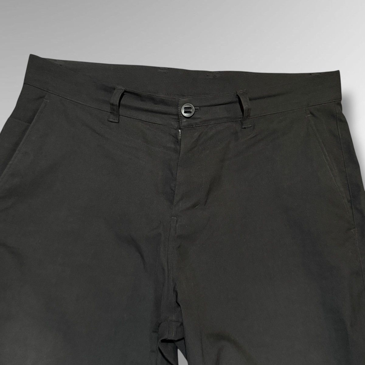Lululemon Lululemon Relaxed Tapered Twill Trousers Size US 34 / EU 50 - 3 Thumbnail
