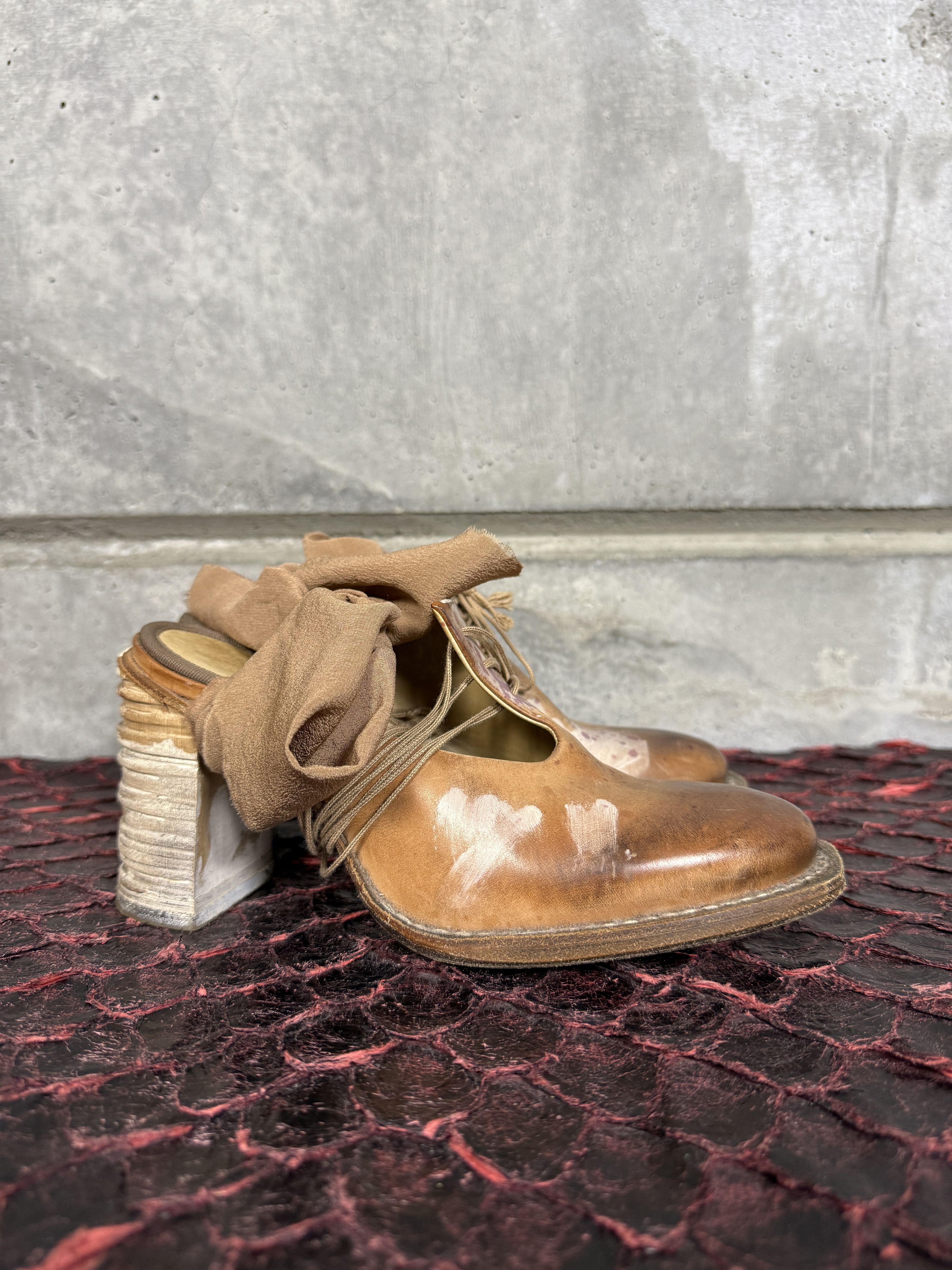 $1.3k Cherevichkiotvichki Half High Heel Leather Mules