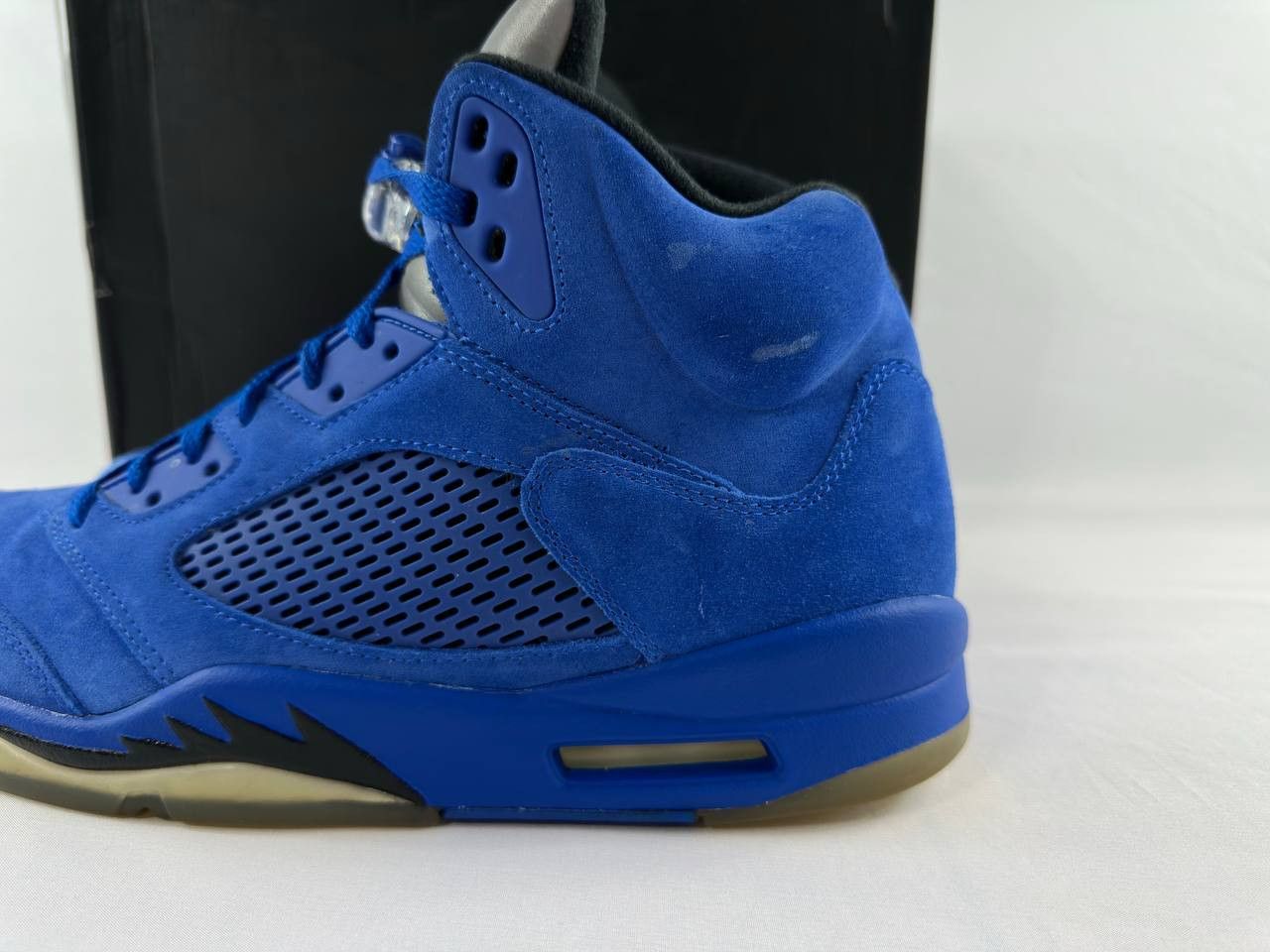 Nike Nike Air Jordan 5 Retro 'Blue Suede' 2017 136027-401 Size US 12 / EU 45 - 7 Thumbnail