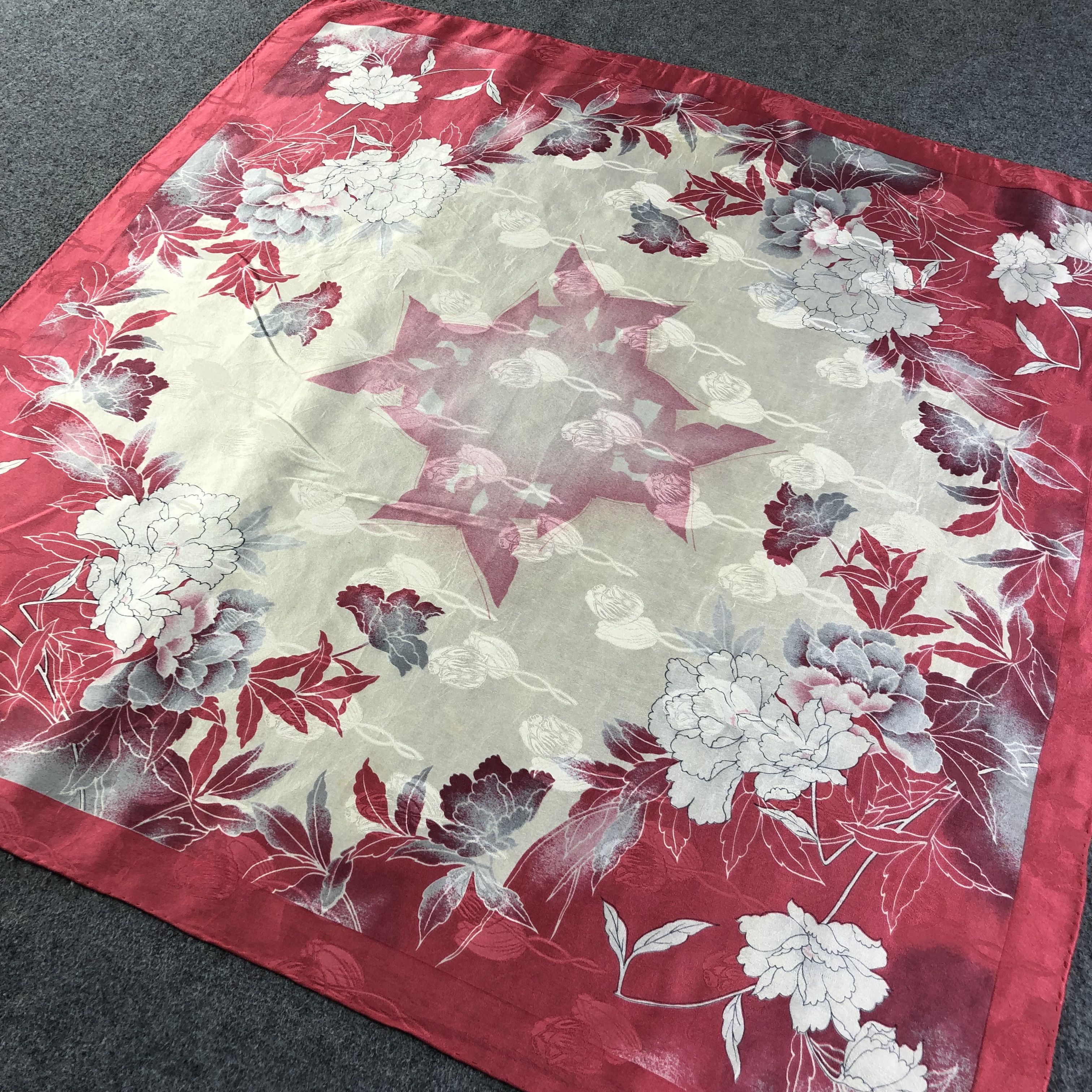 Vintage Vintage Chang Joh Floral Hand Rolled Silk Scarf M812 Size ONE SIZE - 2 Thumbnail