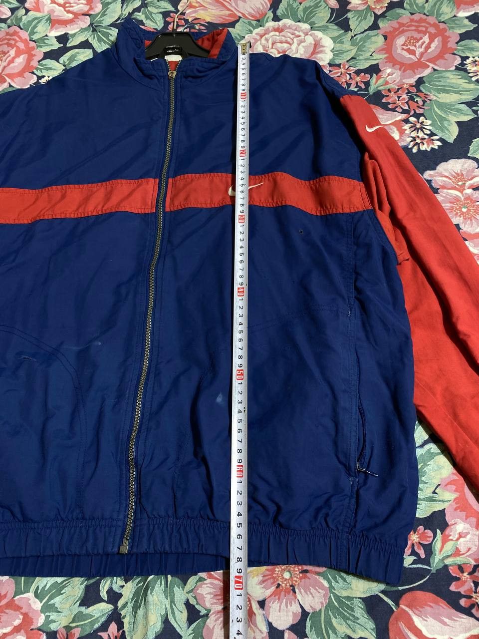 Nike × Vintage 90s Nike Swoosh Vintage Y2K Oversized Windbreaker Jacket Size US L / EU 52-54 / 3 - 13 Thumbnail
