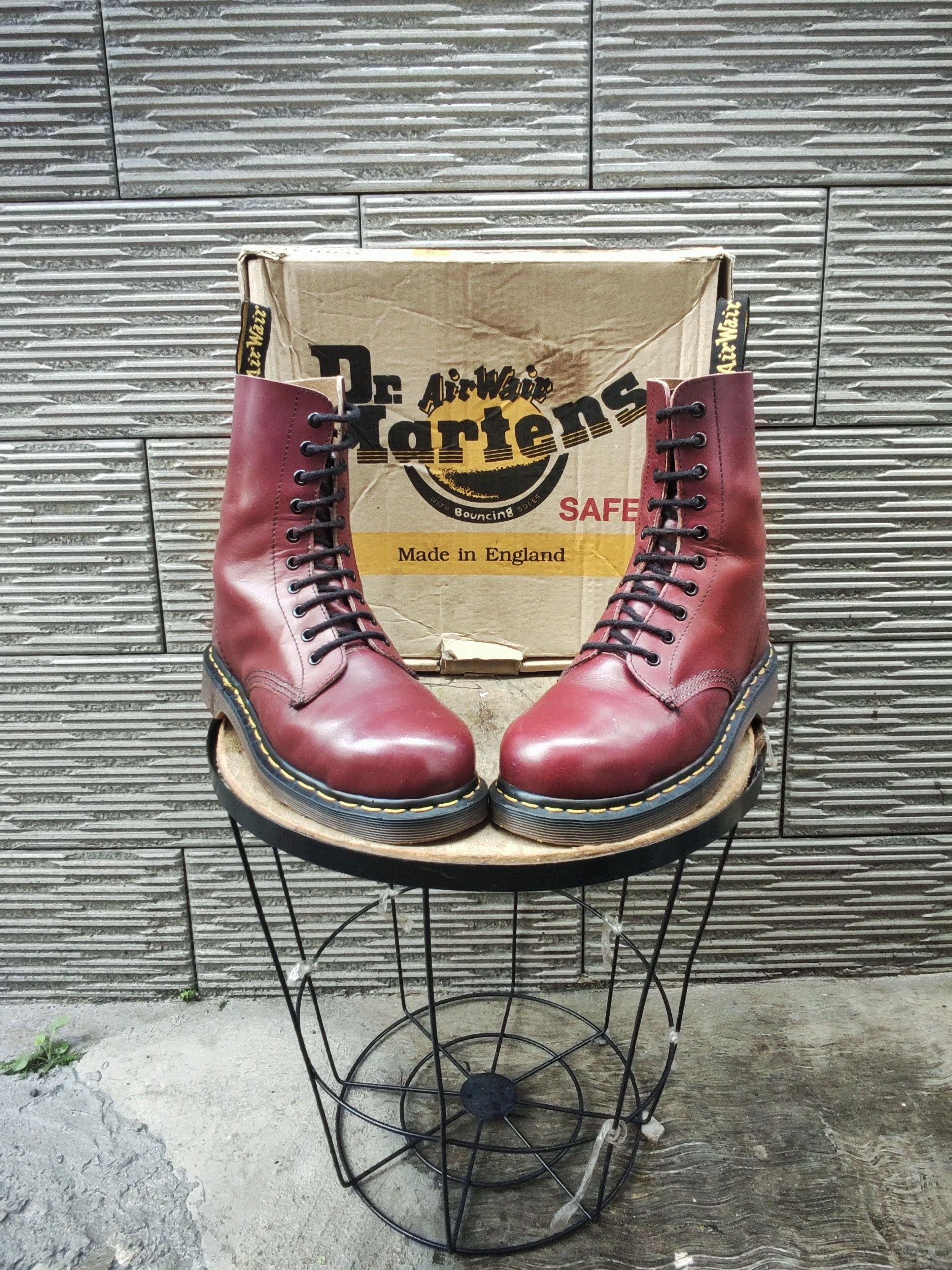 Dr. Martens Dr. Martens Vintage 1919 Cherry Red Size US 8 / EU 41 - 3 Thumbnail