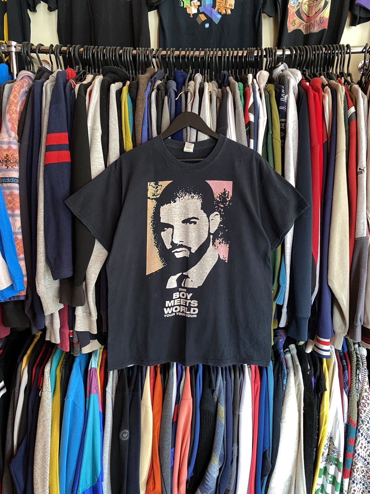 Drake VINTAGE DRAKE THE BOY MEETS WORLD TOUR T-SHIRT Size US L / EU 52-54 / 3 - 1 Thumbnail