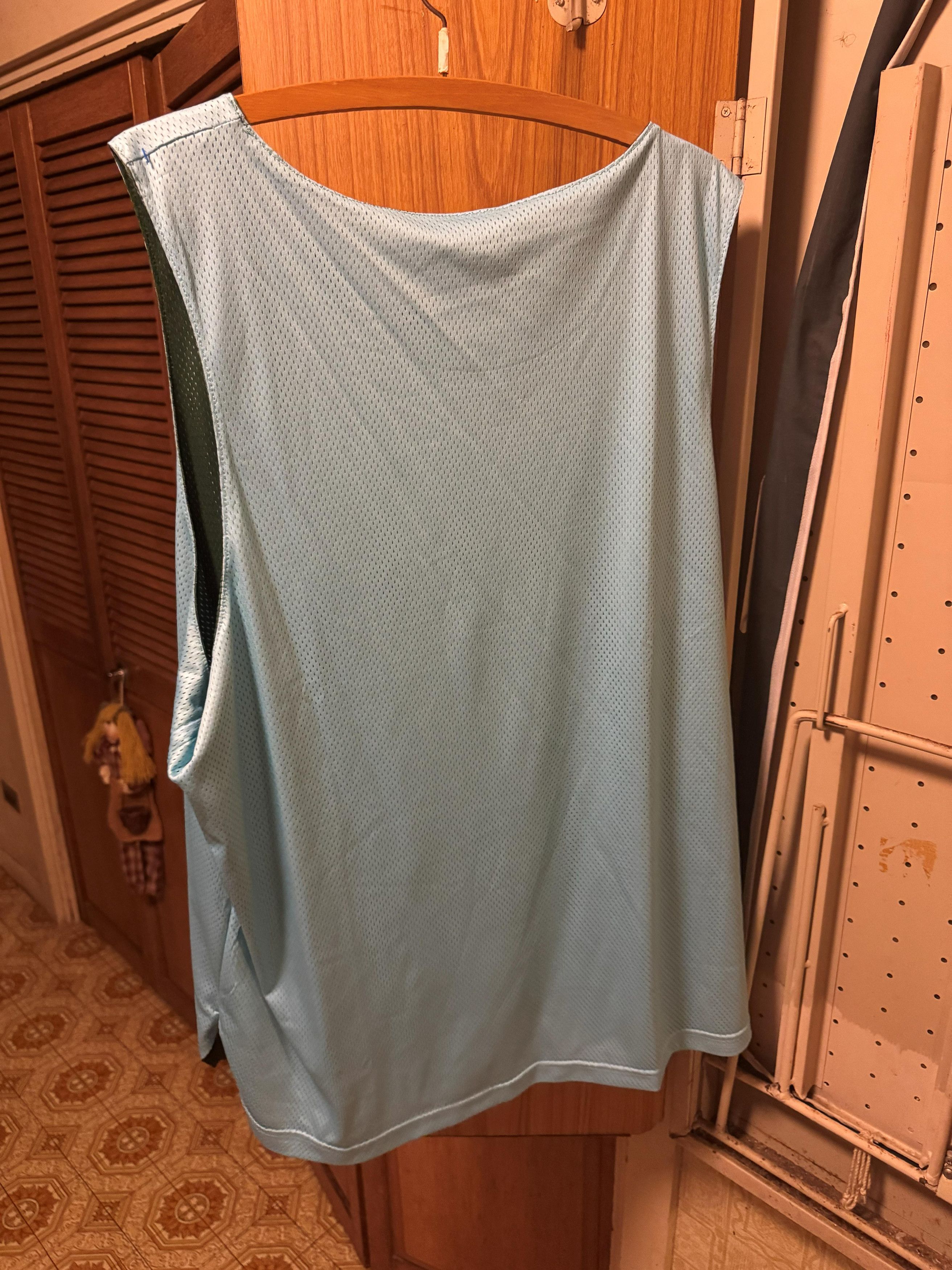 Other Local Hoops Fini Invitational Reversible Mesh Jersey NY XL Size US XL / EU 56 / 4 - 6 Thumbnail