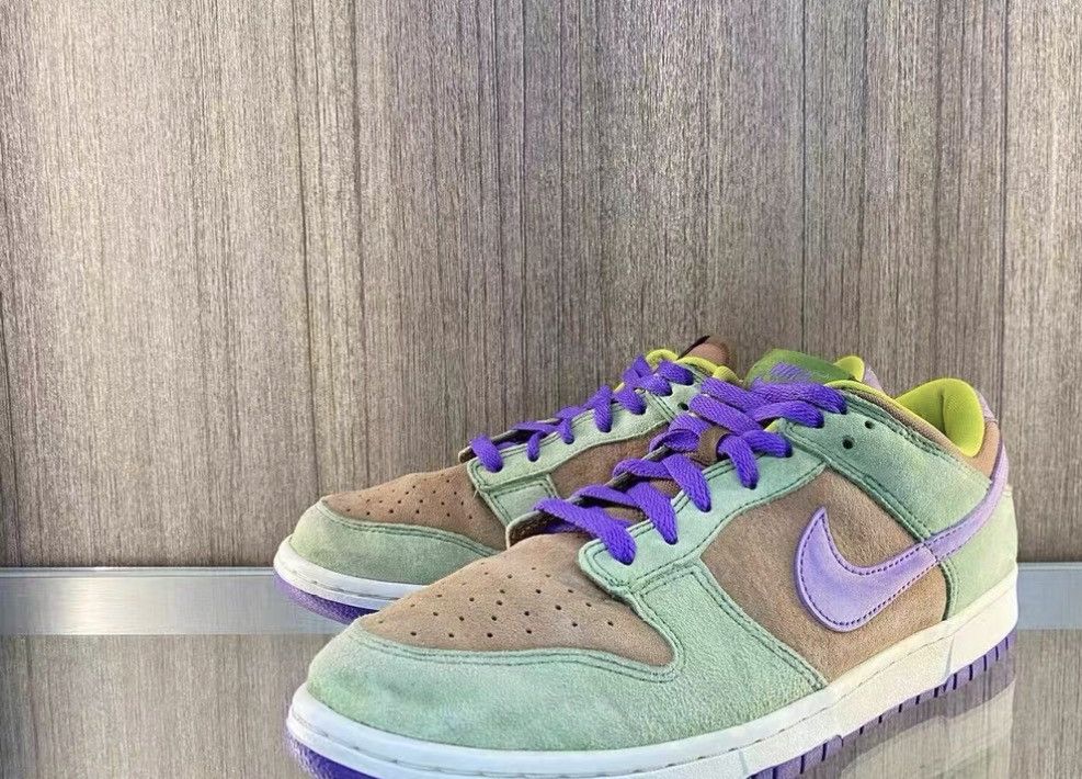 Nike Nike Dunk Low "Ugly Duckling" J16 Size US 9 / EU 42 - 3 Thumbnail