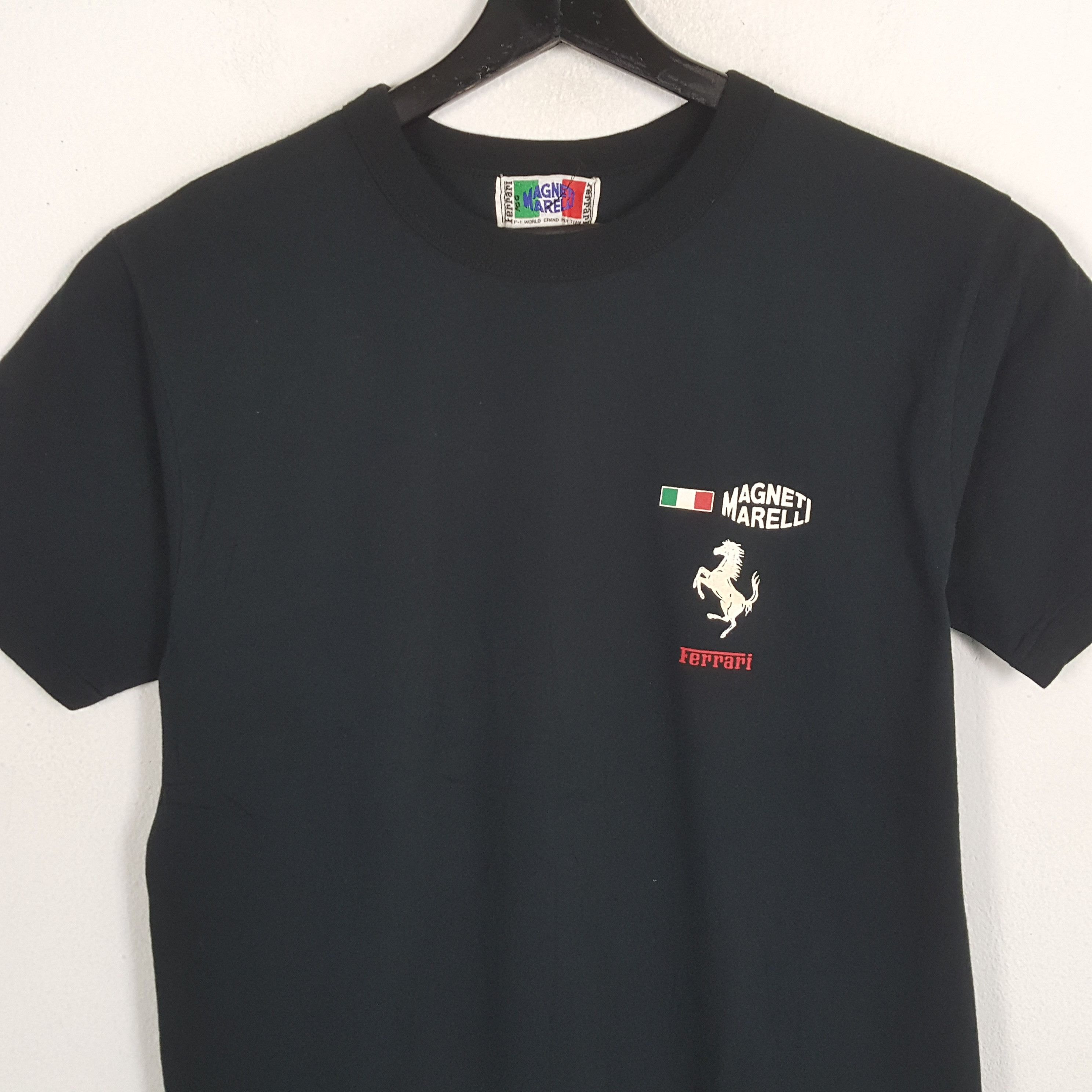 Ferrari MAGNETI MARELLI FERARI Luxury Motorsports Brand Tshirt Size US M / EU 48-50 / 2 - 4 Thumbnail