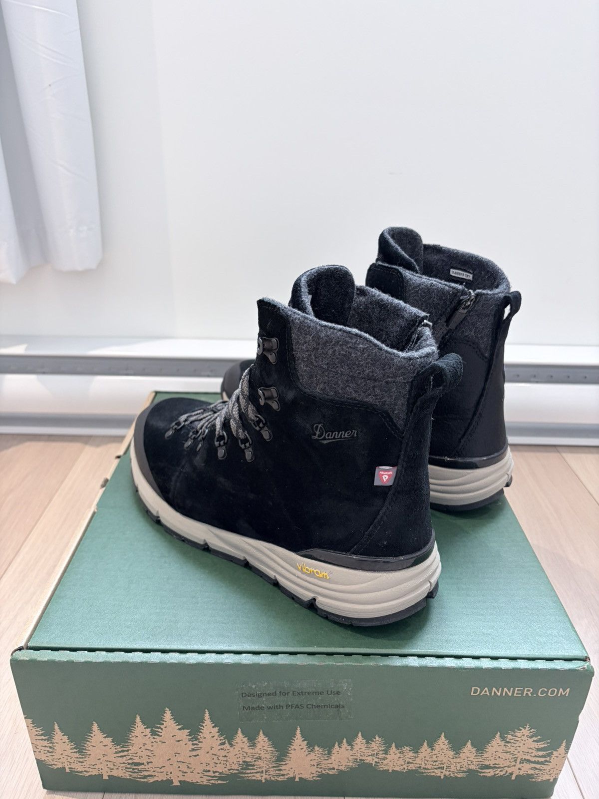 Danner Danner Artic 600 - Near New Size US 12 / EU 45 - 2 Thumbnail