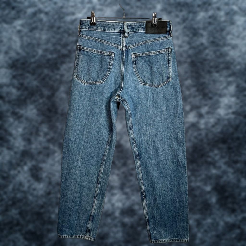 Calvin Klein Calvin Klein Jeans Womens Straight Leg Blue Denim 27 Regular 5-Pocket Design Womens Jeans Size 27" / US 4 / IT 40 - 1 Thumbnail