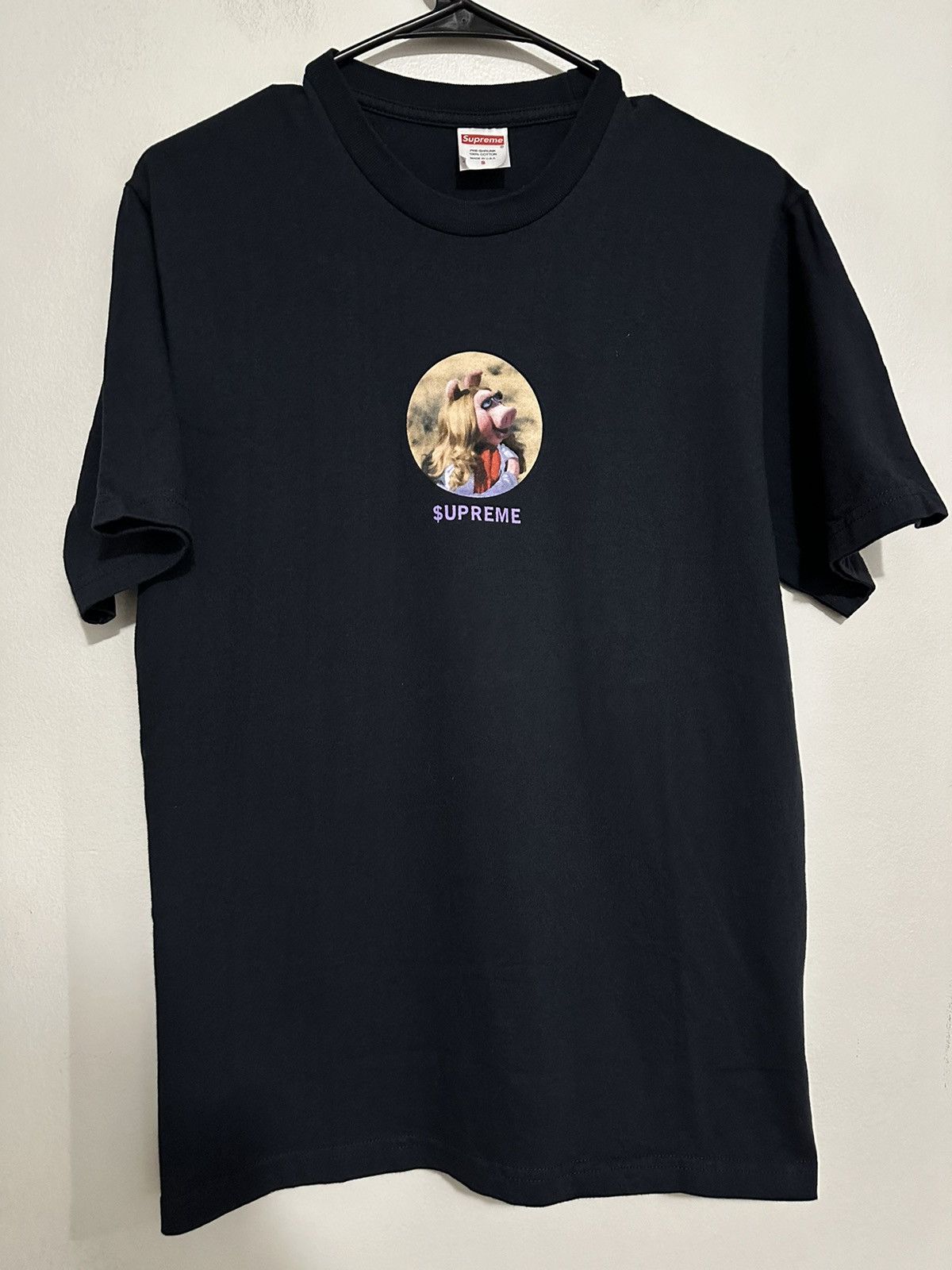 Supreme Supreme Miss Piggy Tee Size US S / EU 44-46 / 1 - 1 Thumbnail