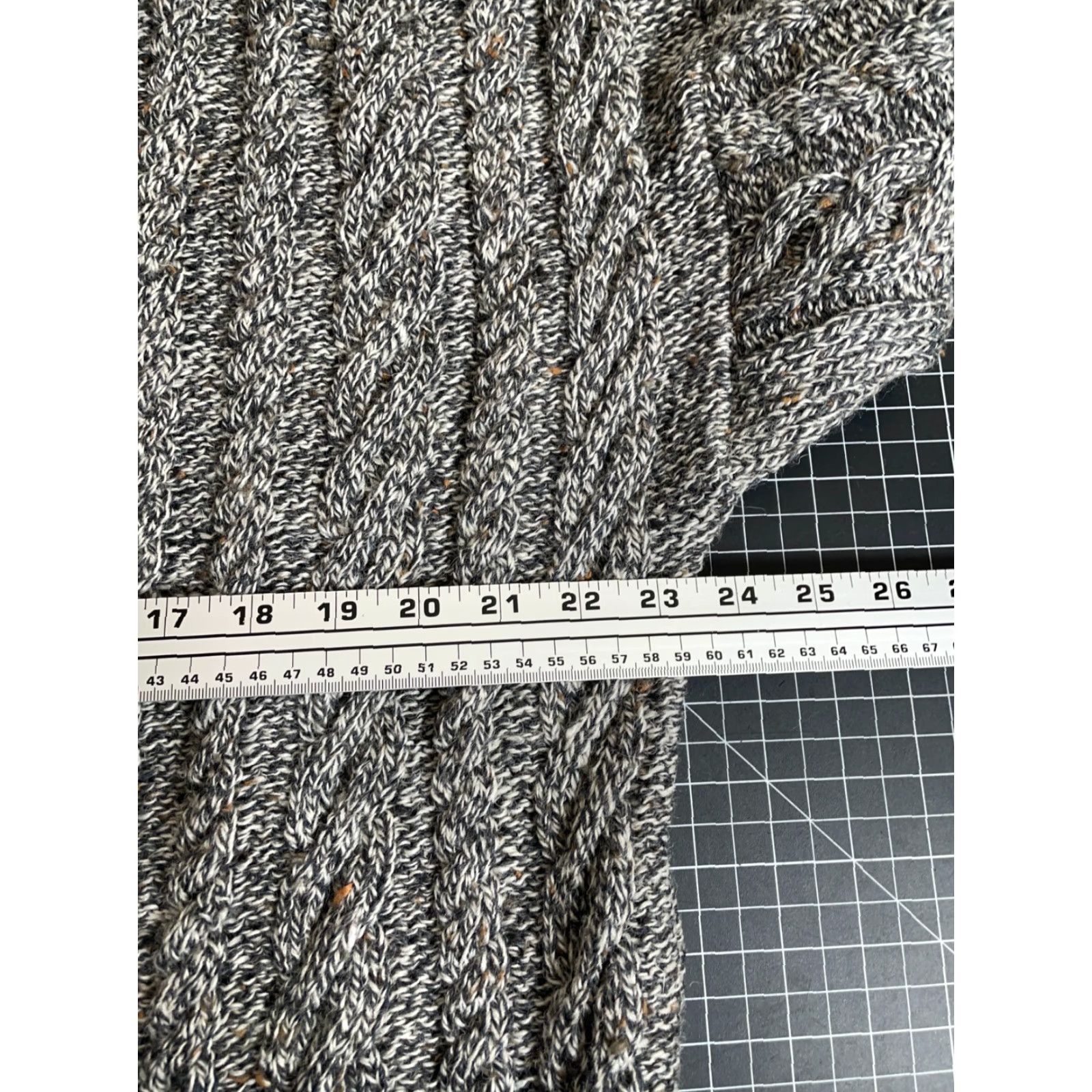 Paul James VINTAGE Paul James Pure Wool Sweater Mens Large Gray Cable Knit Shawl Collar England Size US L / EU 52-54 / 3 - 5 Thumbnail