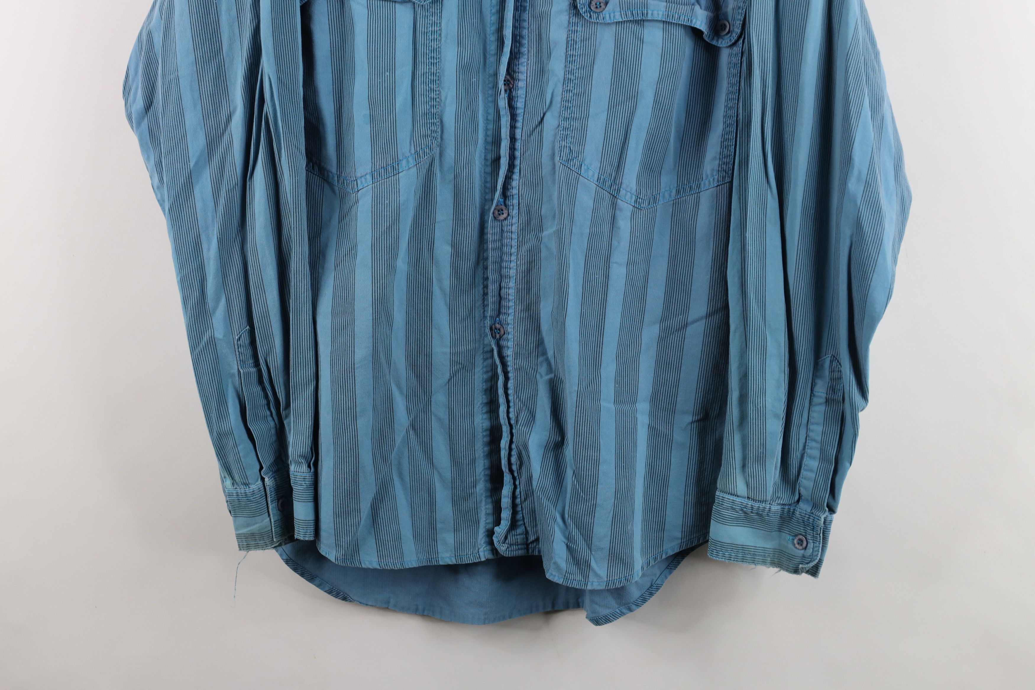 Vintage Vintage 90s Streetwear Baggy Striped Button Shirt Blue Size US M / EU 48-50 / 2 - 3 Thumbnail