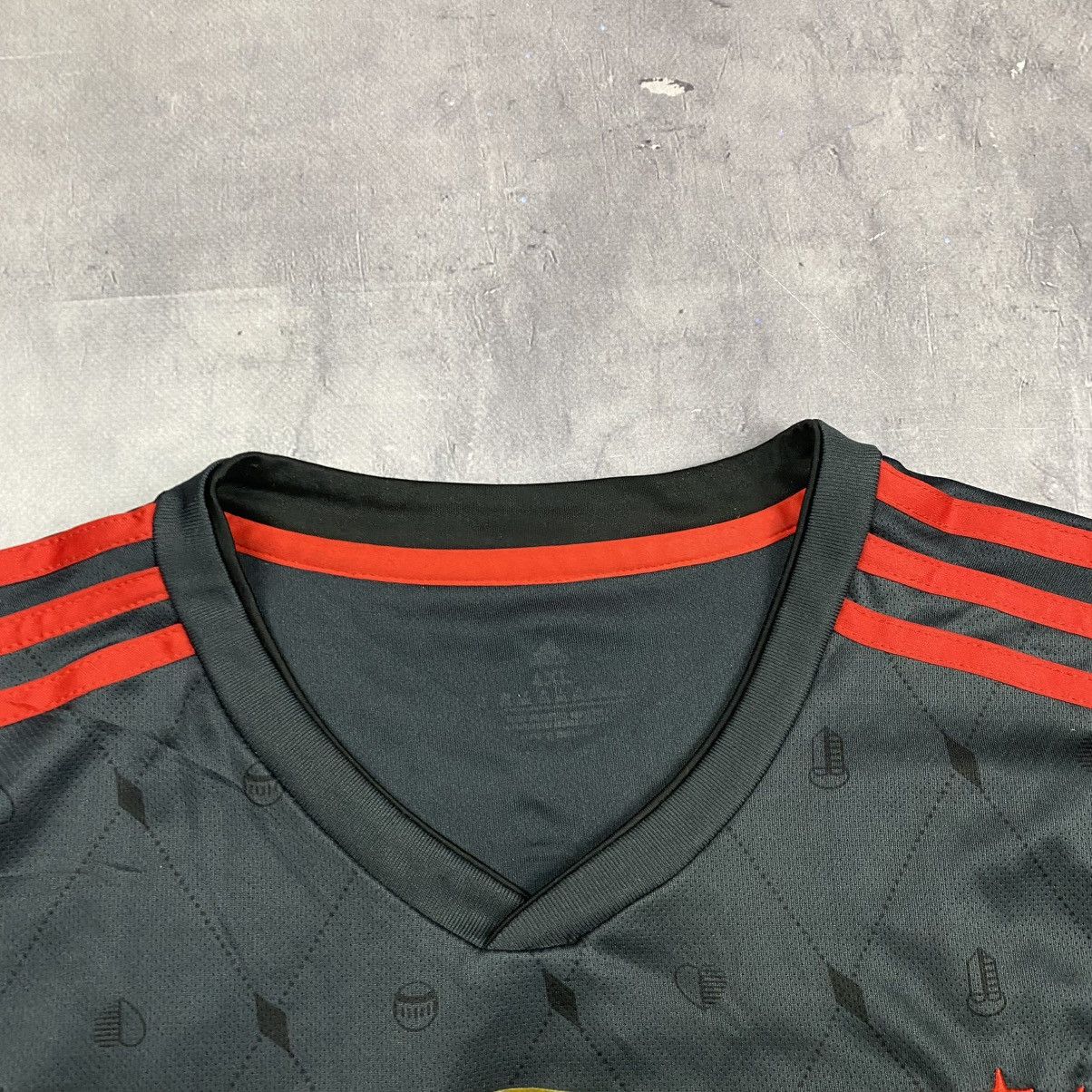 Adidas HERNANDEZ ! ADIDAS BAYERN MUNICH TEE CHAMPIONS LEAGUE Size US XXL / EU 58 / 5 - 7 Thumbnail
