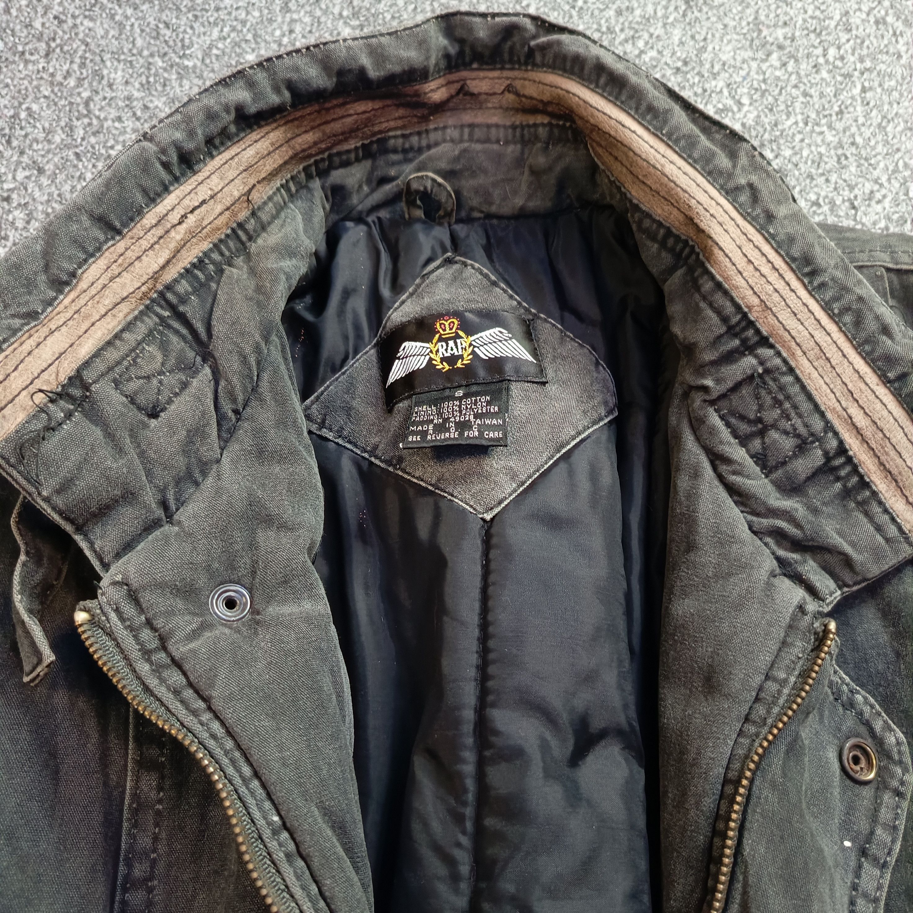 Vintage Destroyed Dirty Wash RAF Heavy Bomber Flight Jacket Rare Size US L / EU 52-54 / 3 - 3 Thumbnail