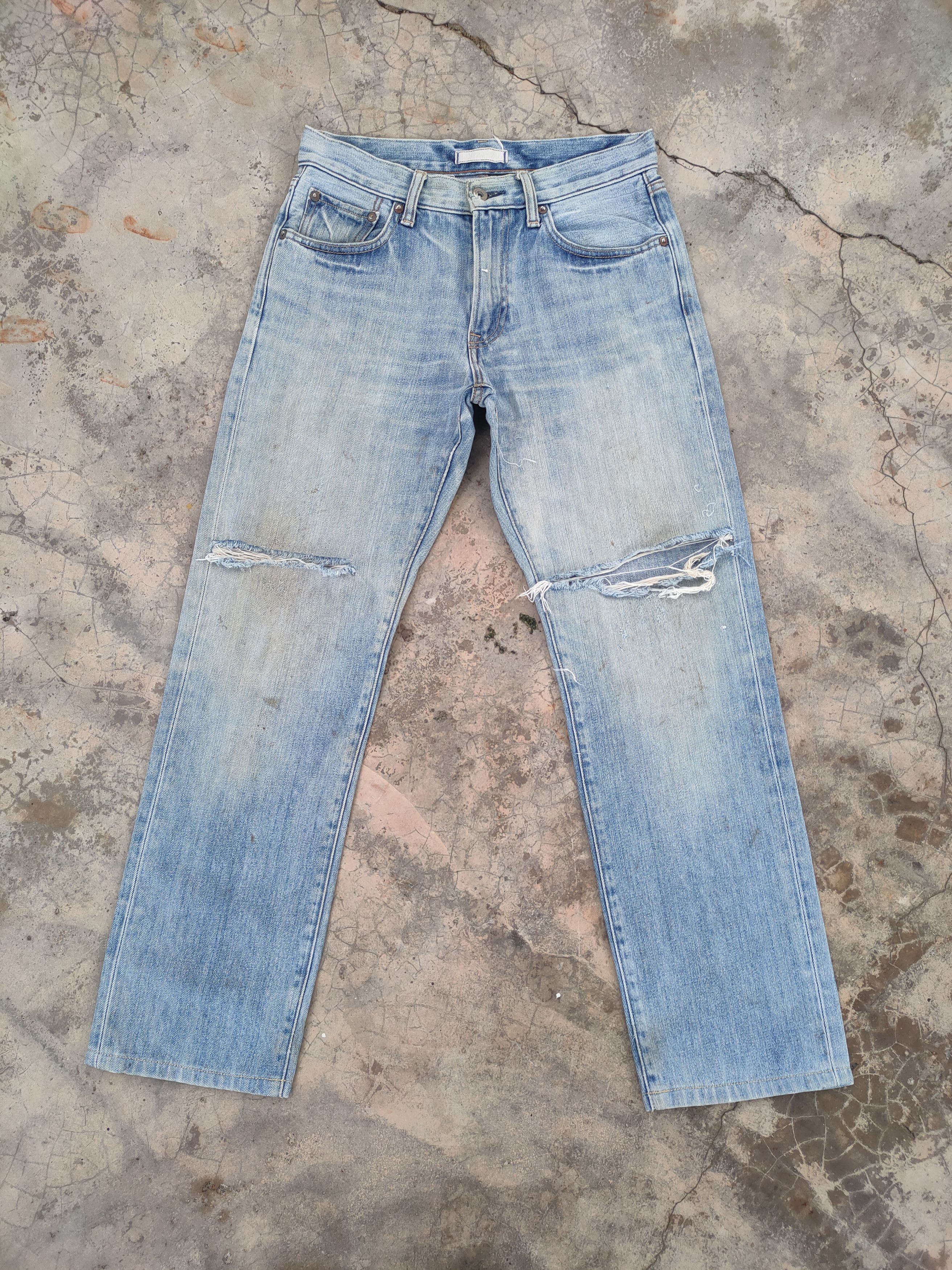 Japanese Brand VINTAGE JAPANESE FADED DISTRESSED JEANS DENIM PANTS Size US 30 / EU 46 - 1 Thumbnail