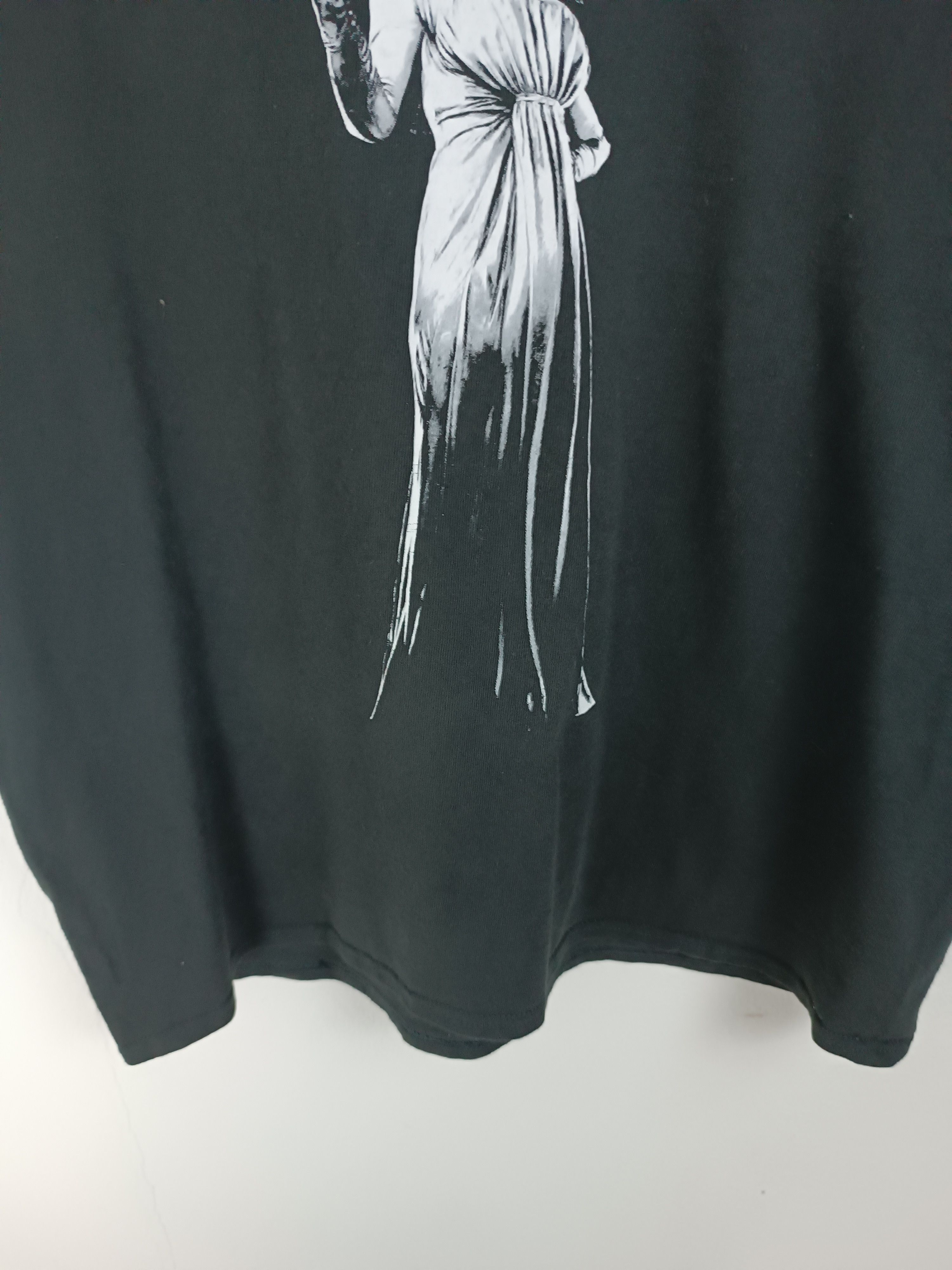 Microsoft RESIDENT EVIL VILLAGE LADY DIMITRESCU VILLAIN VERY RARE TEE Size US L / EU 52-54 / 3 - 8 Thumbnail