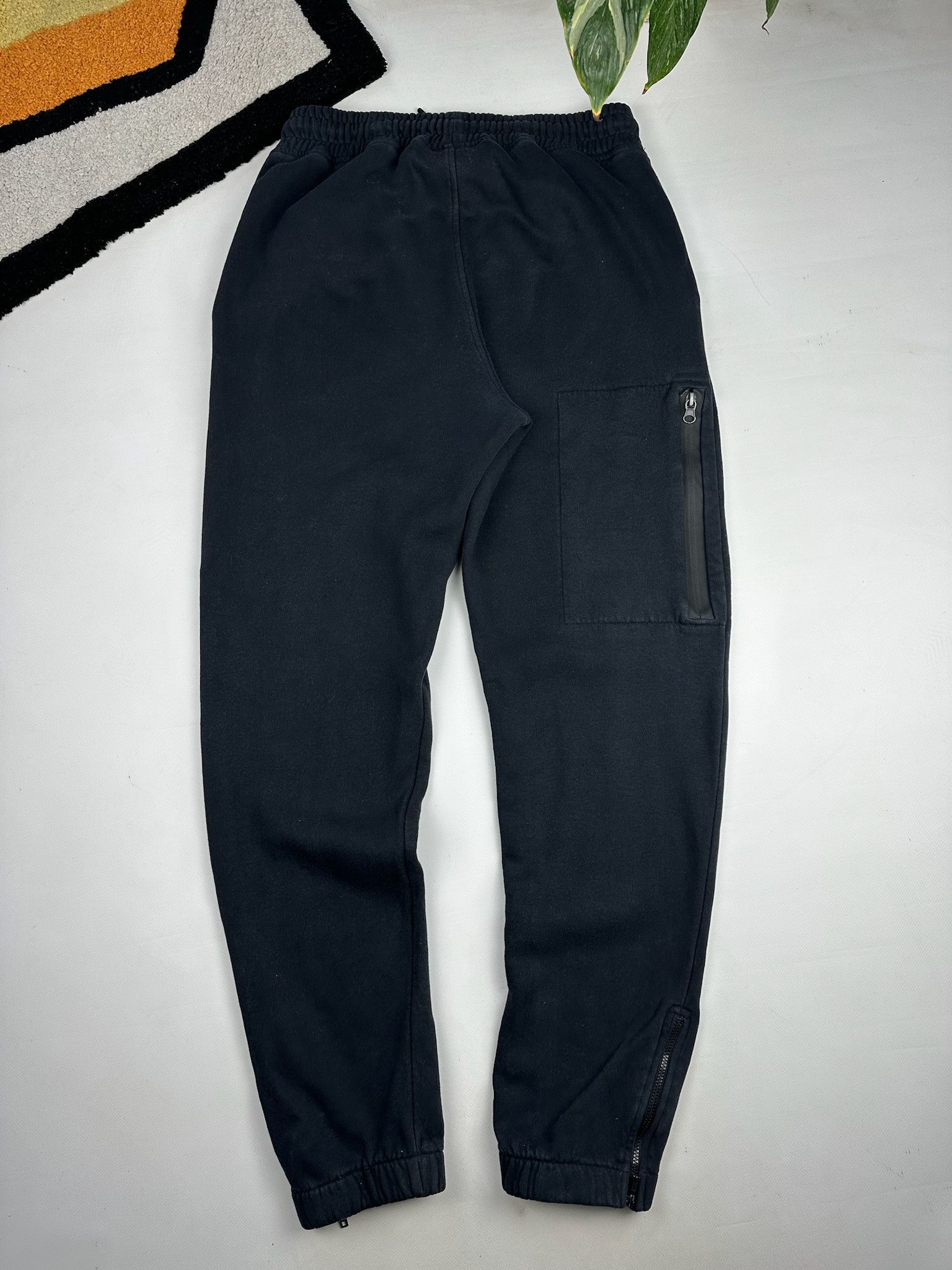 Trapstar London Trapstar London sweatpants jogger shooters pants Size US 28 / EU 44 - 2 Thumbnail