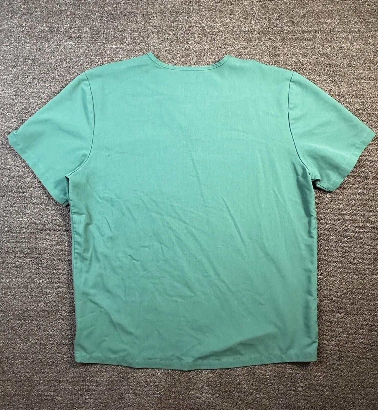 Other Figs Technical Collection Men’s XXL Green 3 Pocket Scrub Top Size US XXL / EU 58 / 5 - 8 Thumbnail