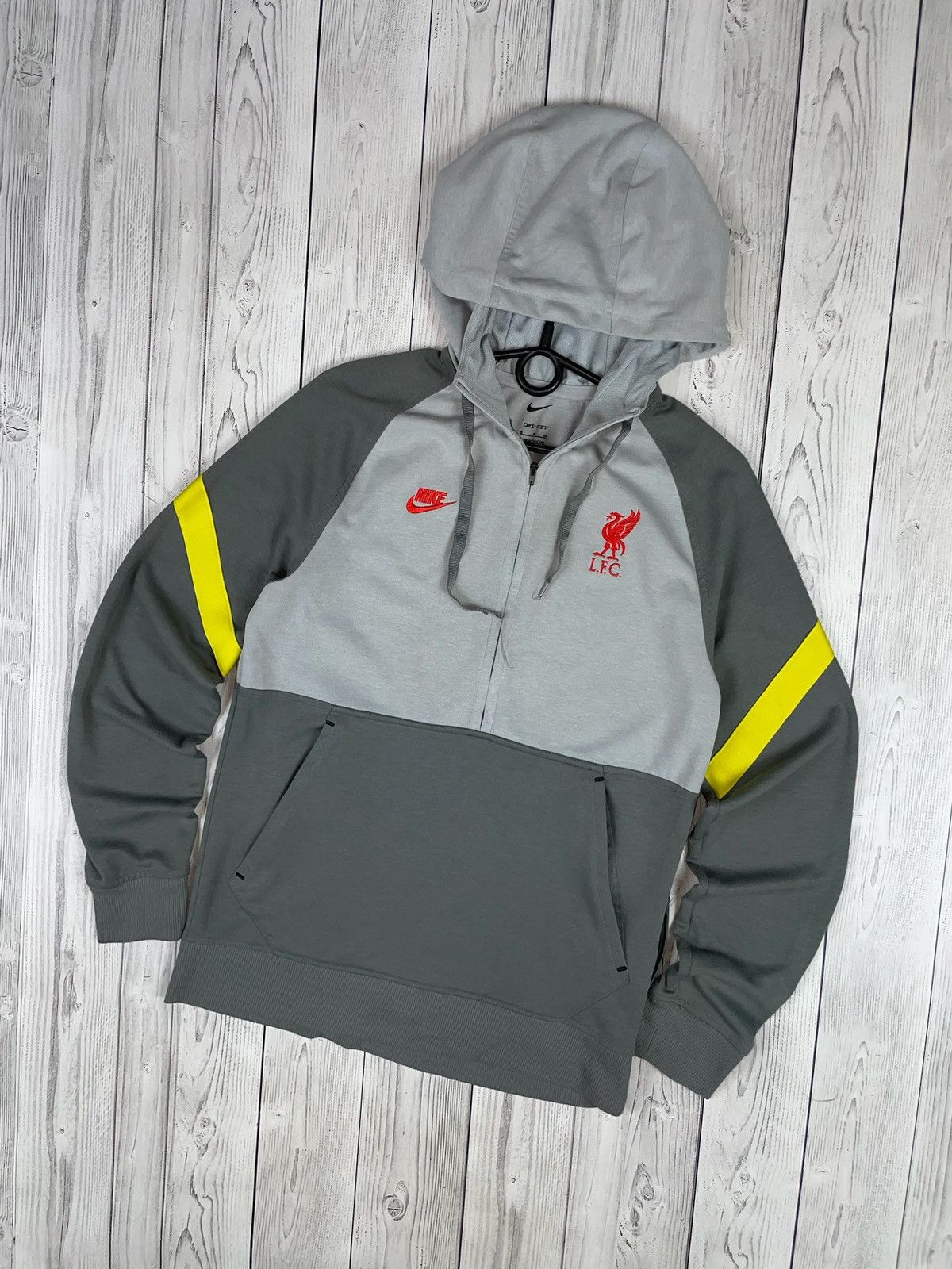 Nike Vintage nike Liverpool soccer hoodie size S grey Size US S / EU 44-46 / 1 - 1 Thumbnail