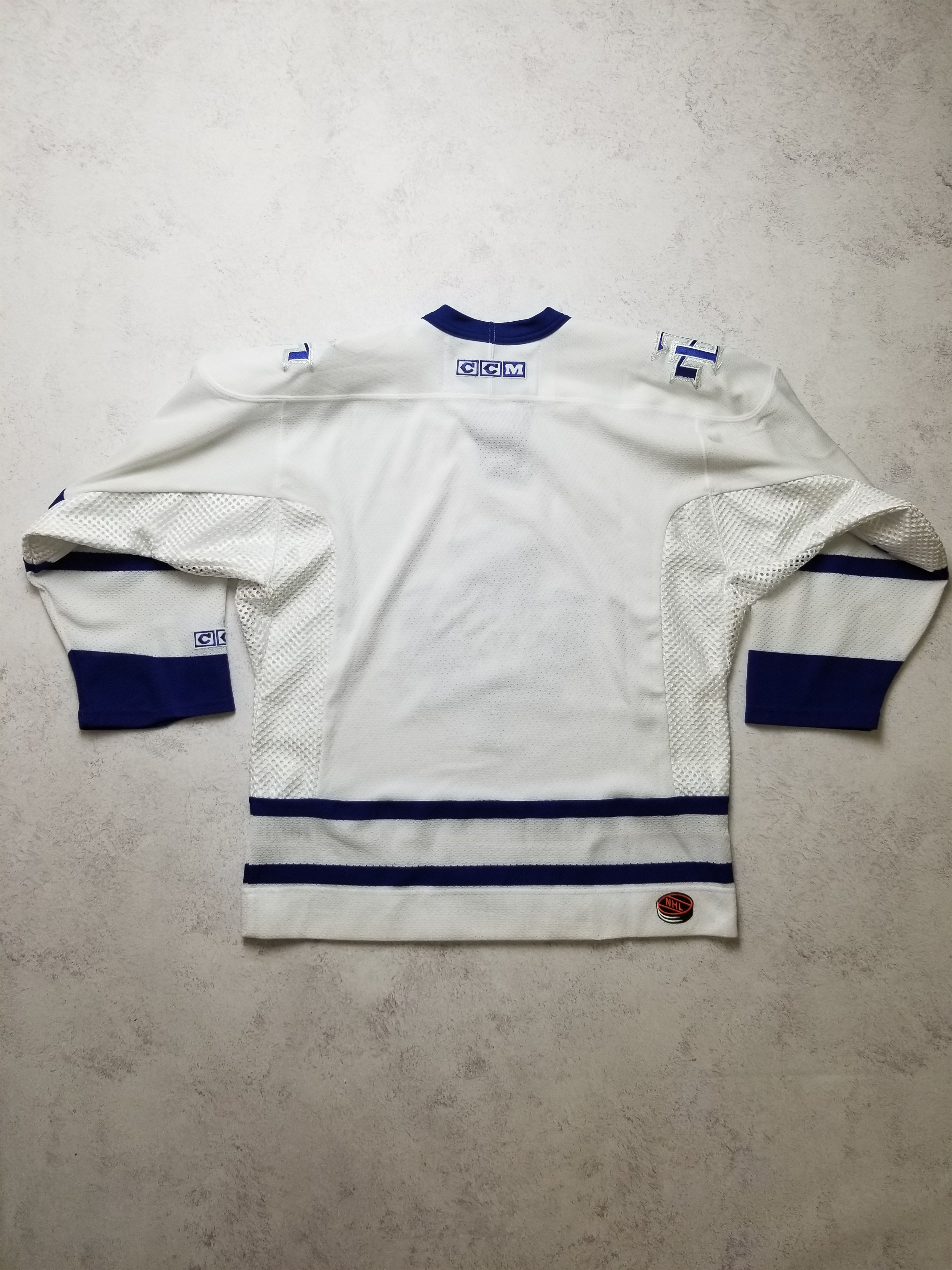 Ccm VTG Toronto Maple Leafs CCM NHL Jersey White Size Youth L/XL Size US XS / EU 42 / 0 - 2 Thumbnail