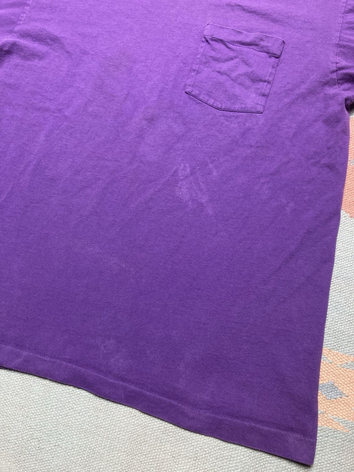 Vintage Vtg 90s pocket t shirt faded plum single stitch cotton XL Size US XL / EU 56 / 4 - 3 Thumbnail