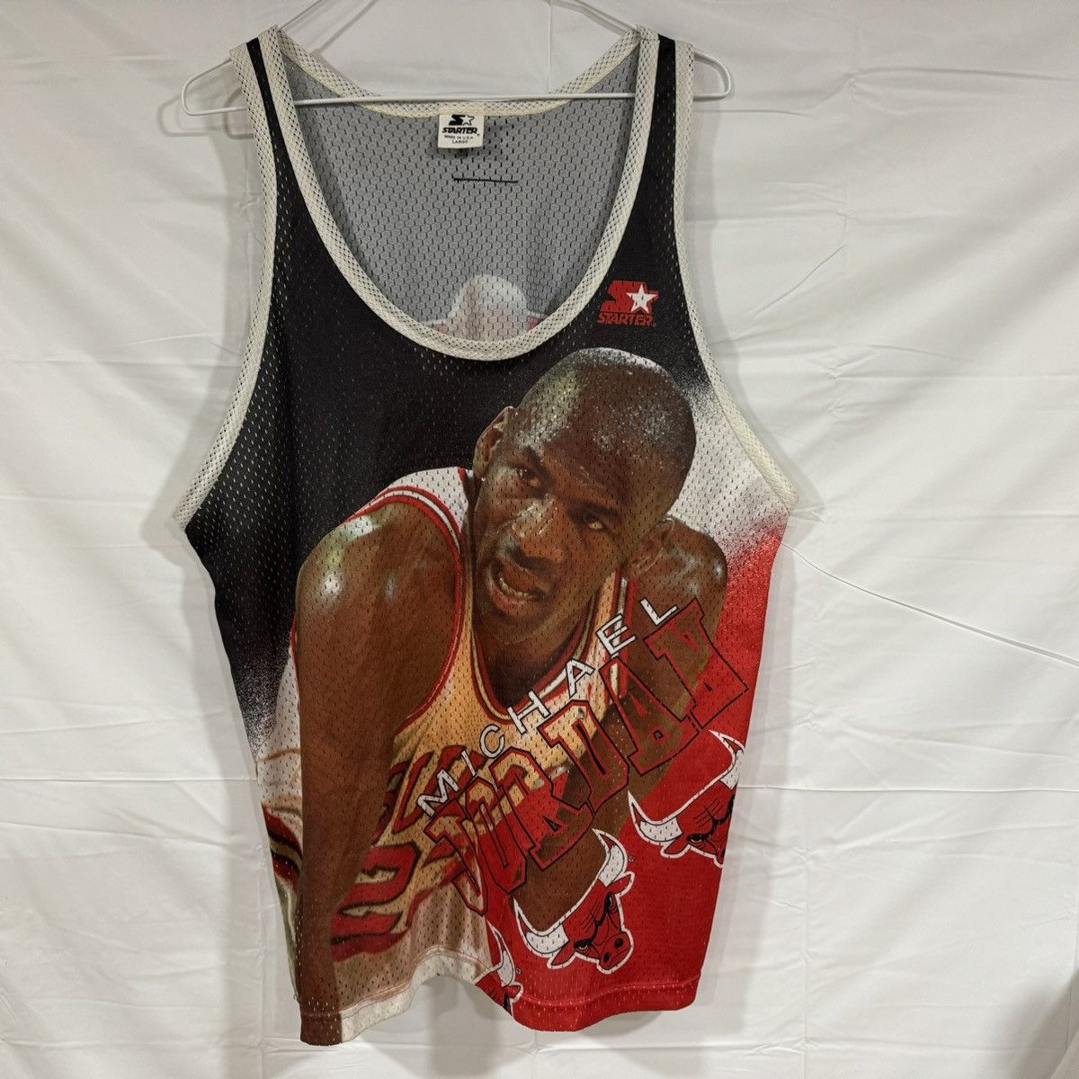 image of VTG Starter Hot Michael Jordan Jersey Size L 90's Chicago Bulls in Black Red White, Men's