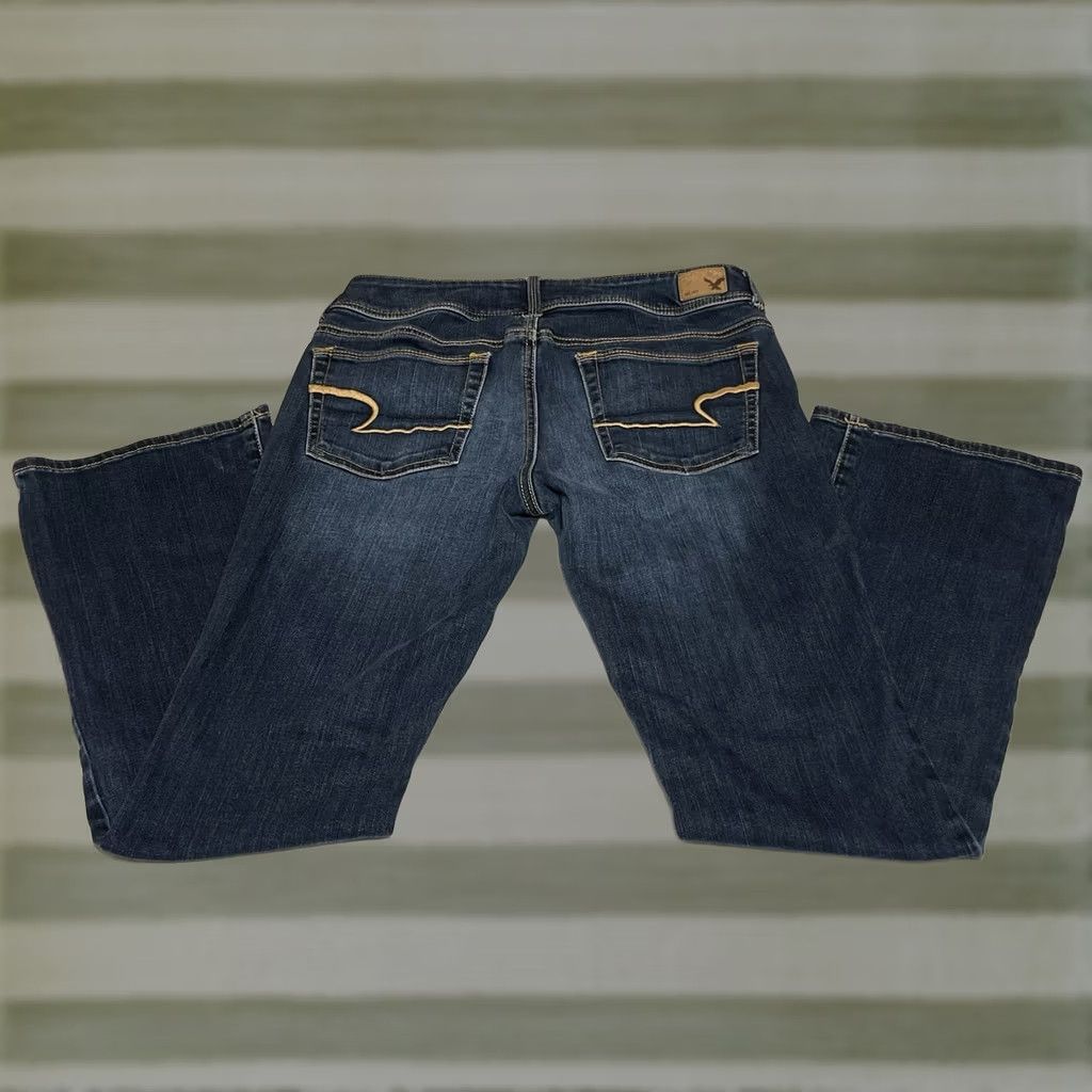 American Eagle Outfitters American Eagle Outfitters Jeans Women’s 6 Short Bootcut Denim Dark Blue Stretch 30x29 Pocket 5-Pocket Machine Washable XS? Size 28" / US 6 / IT 42 - 1 Thumbnail