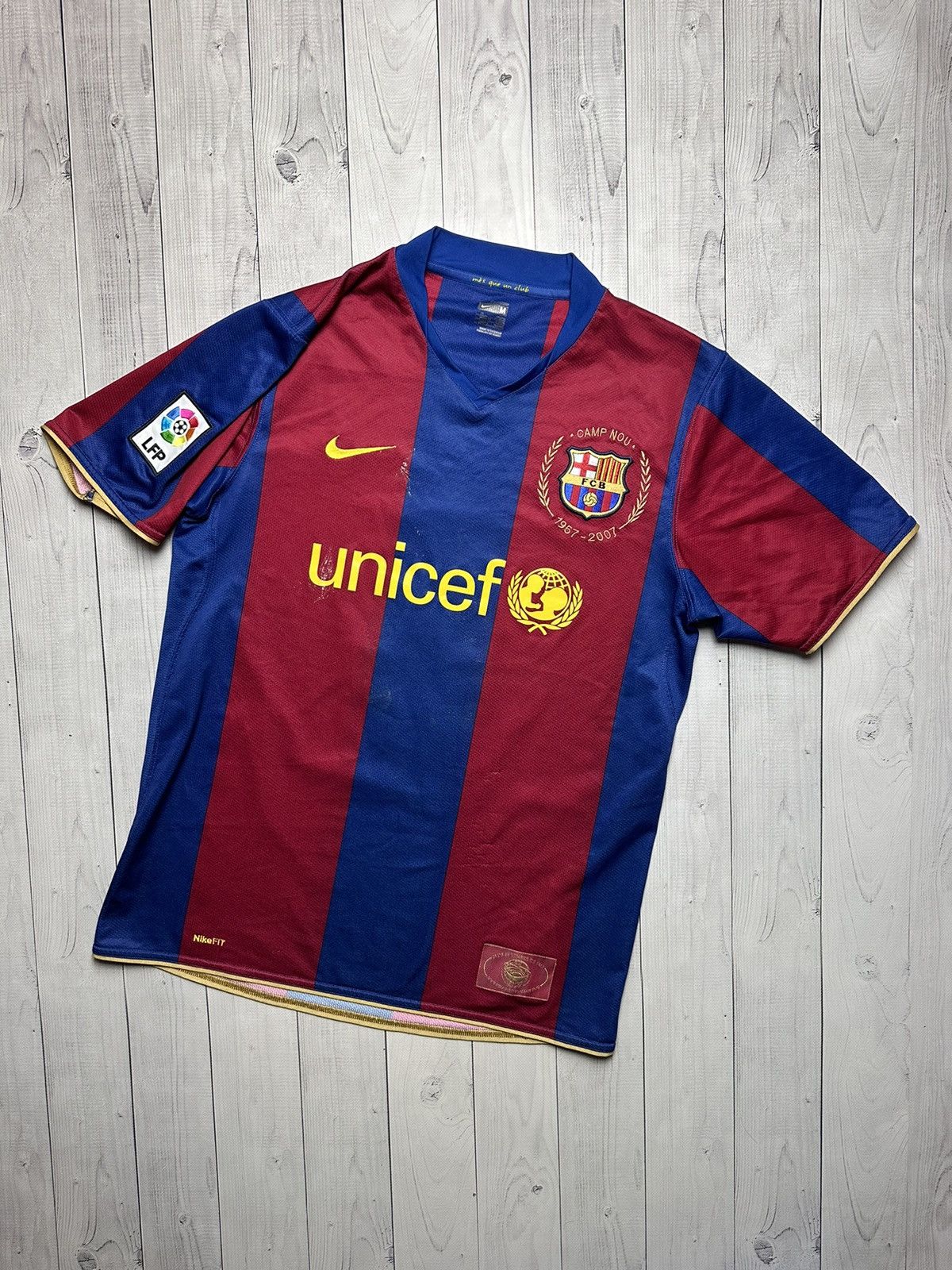Vintage Vintage Barcelona soccer jersey 6 Havi rare size M Size US M / EU 48-50 / 2 - 2 Thumbnail