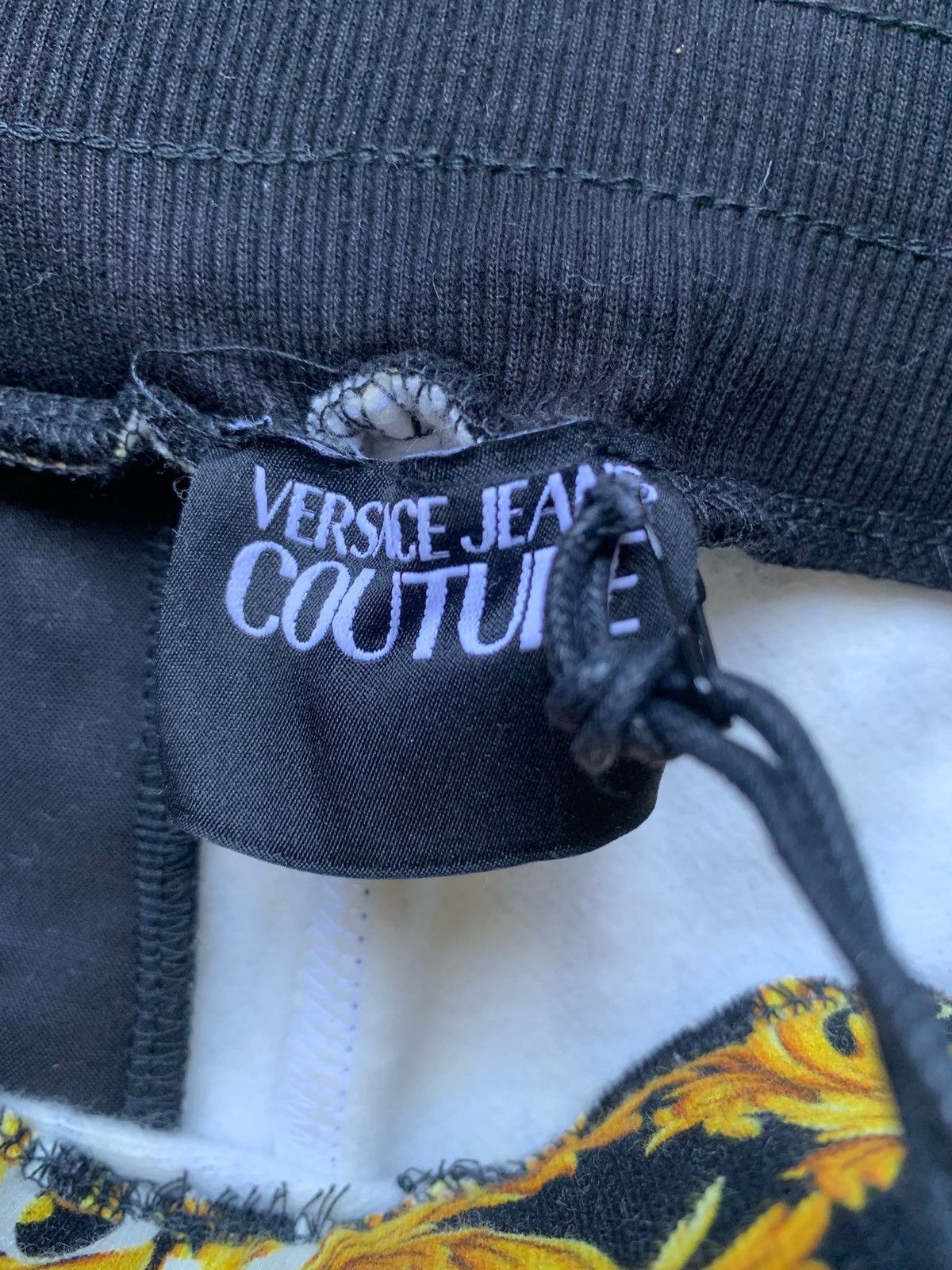Versace Jeans Couture Sprous sweatpants Barocco Versace Jeans Culture size M new Size US 32 / EU 48 - 11 Thumbnail