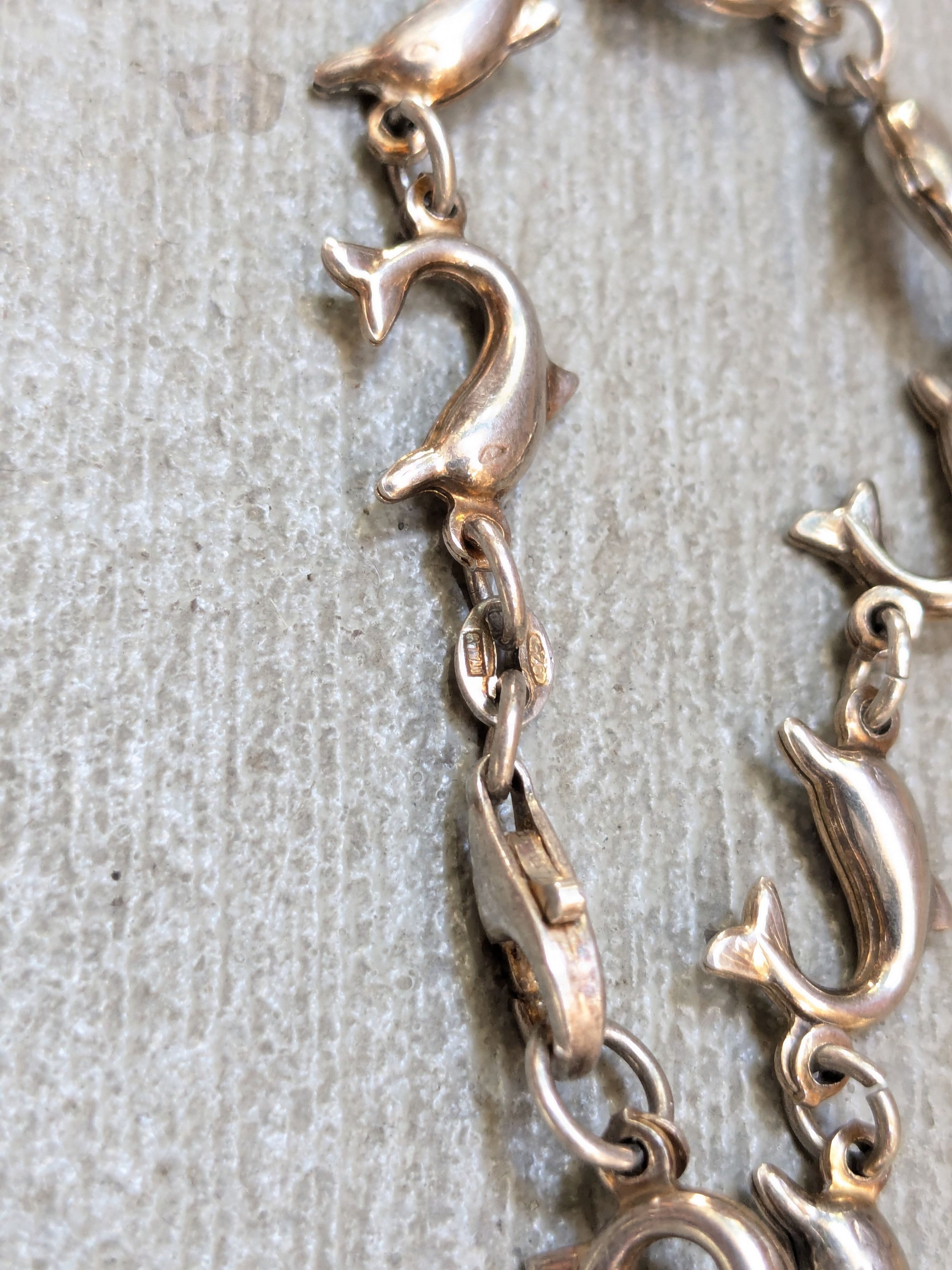 Jewelry × Vintage Vintage Sterling Silver Bracelet Dolphin Chain 7.25" Italy Size ONE SIZE - 9 Thumbnail