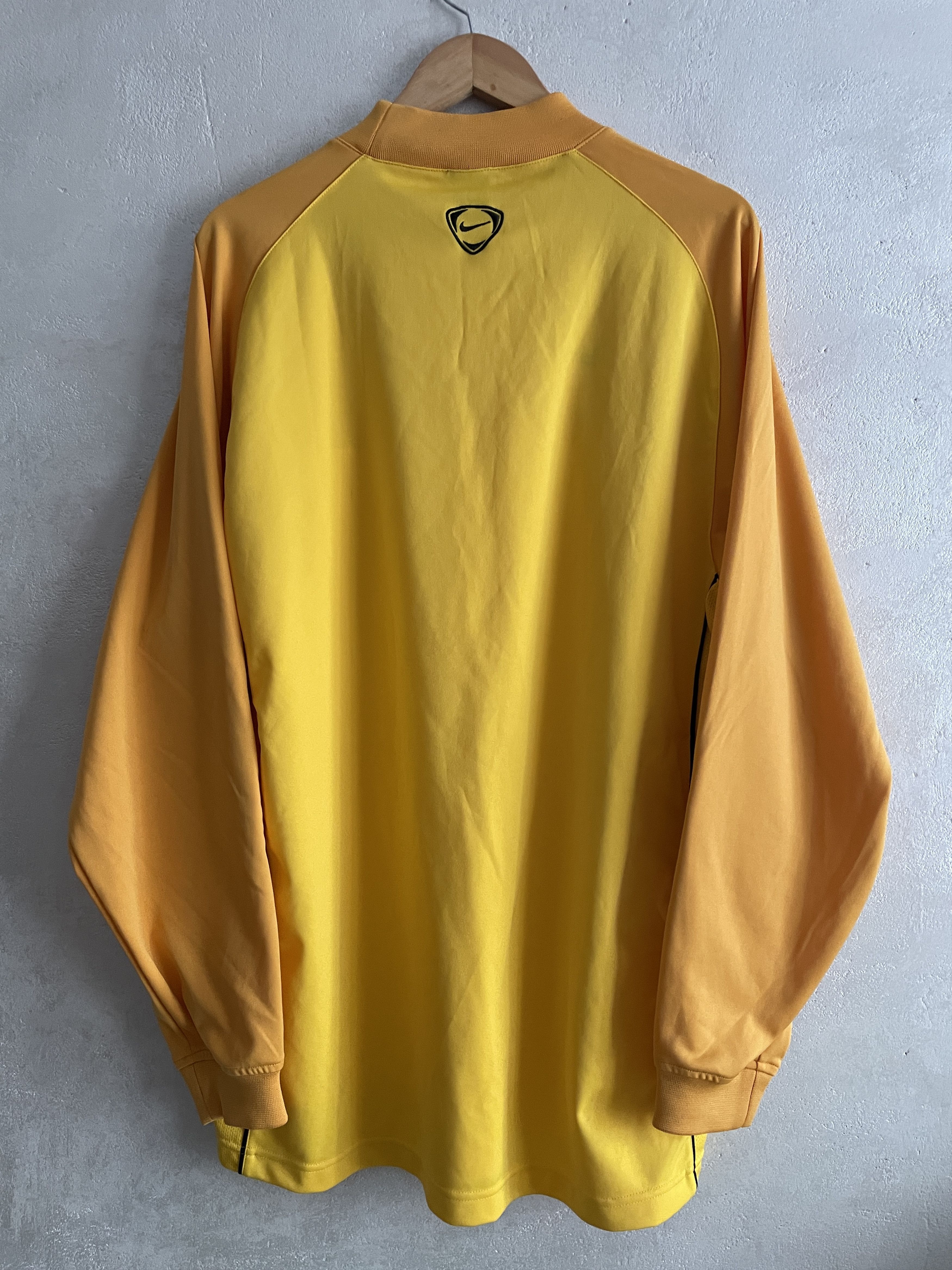 Nike Vintage Nike Goalkeeper Football Shirt Soccer Jersey Maillot Size US L / EU 52-54 / 3 - 2 Thumbnail