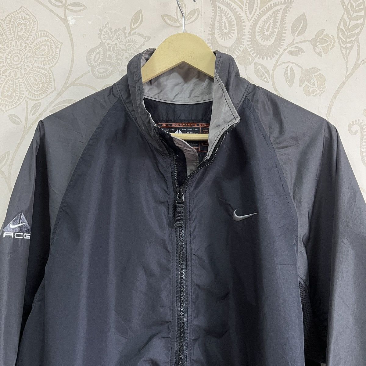 Nike Nike ACG All Condition Gear Light Jacket Size US L / EU 52-54 / 3 - 22 Thumbnail